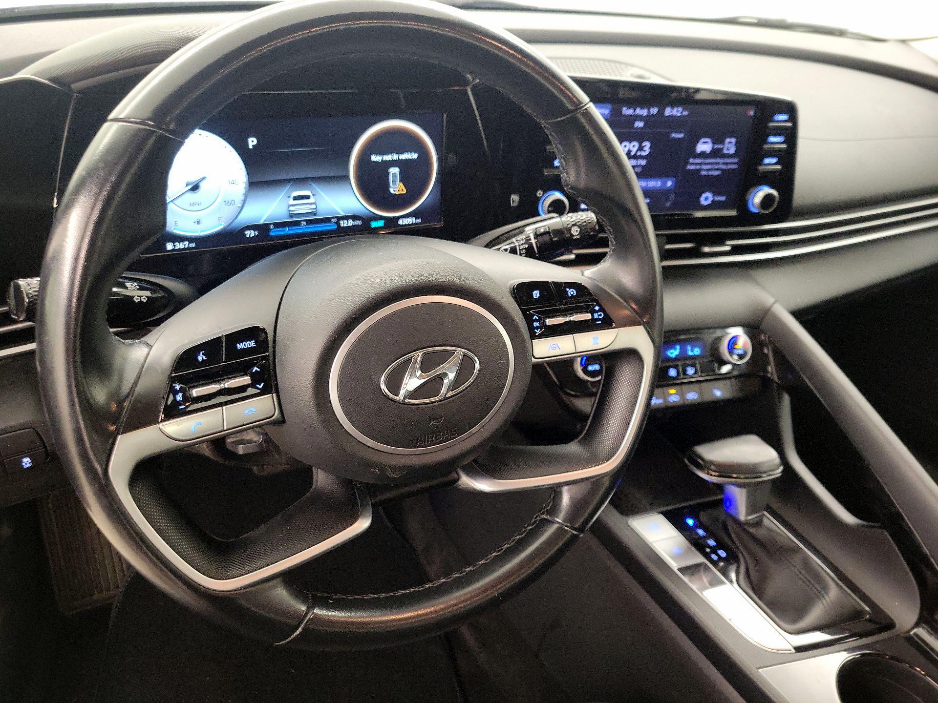 Thumbnail: 2021 Hyundai Elantra - 10