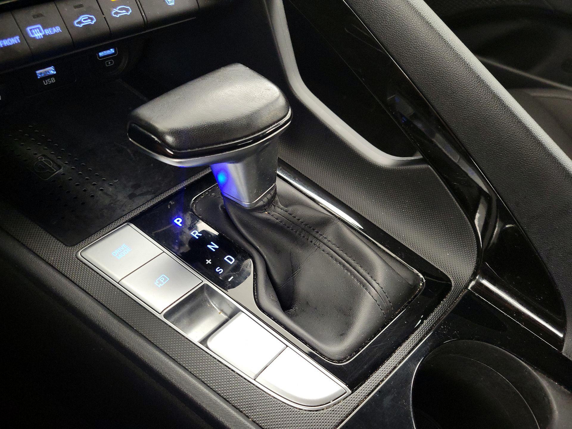 Thumbnail: 2021 Hyundai Elantra - 16