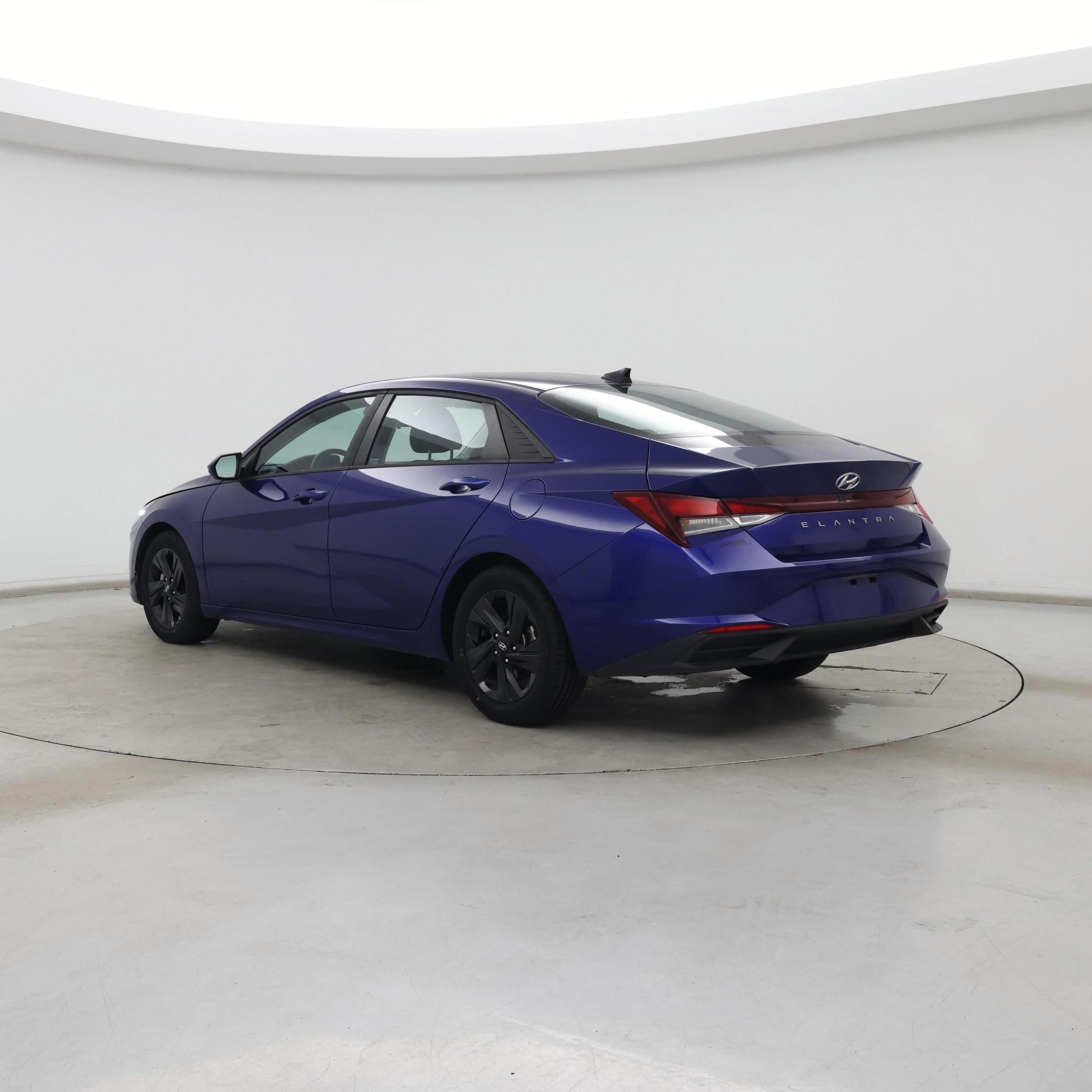 Thumbnail: 2021 Hyundai Elantra - 2