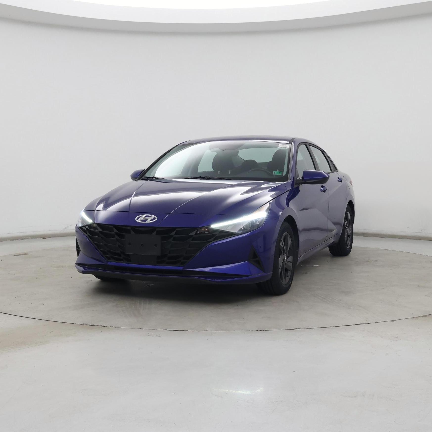 Thumbnail: 2021 Hyundai Elantra - 4