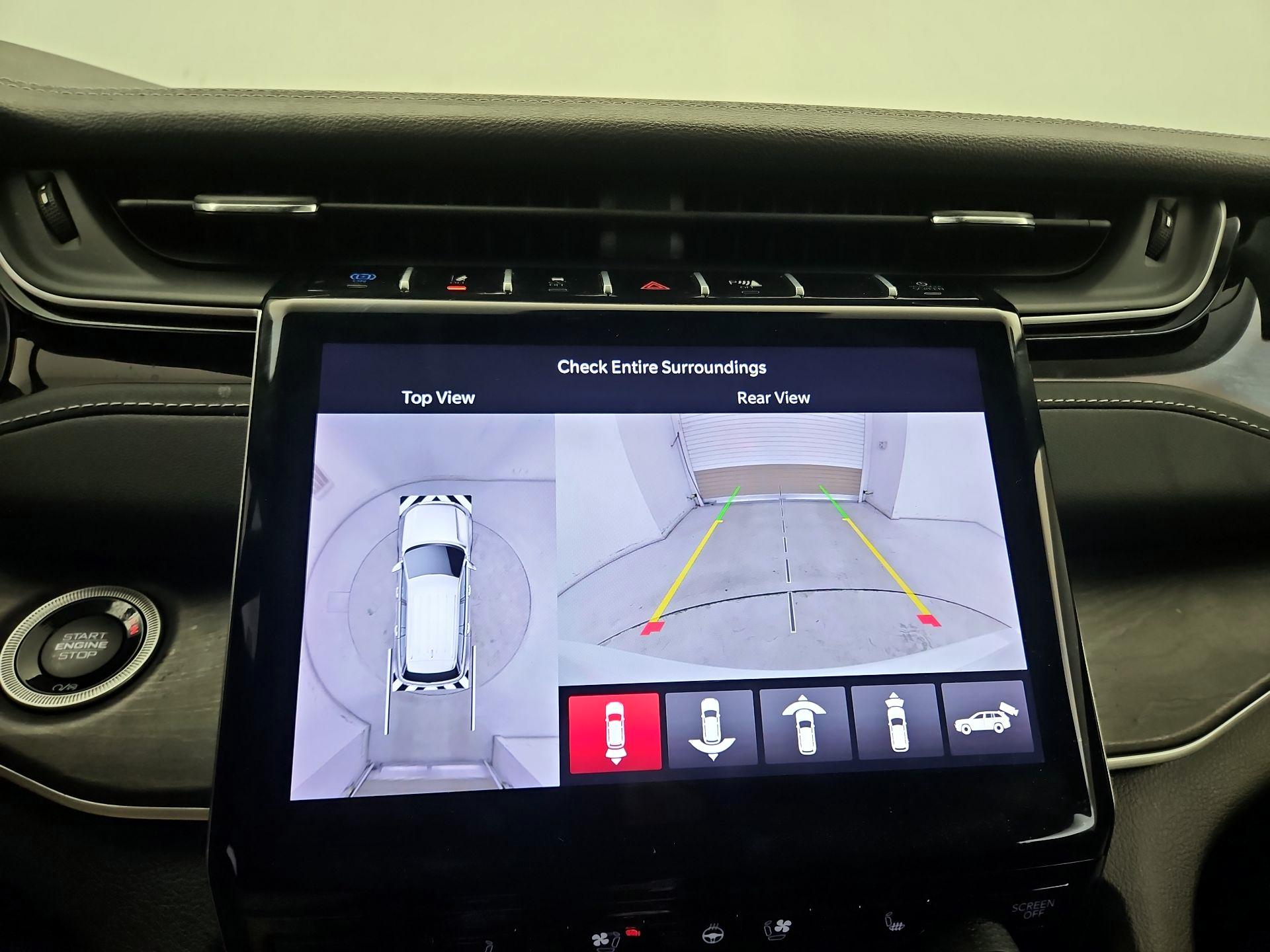 Thumbnail: 2023 Jeep Grand Cherokee - 15