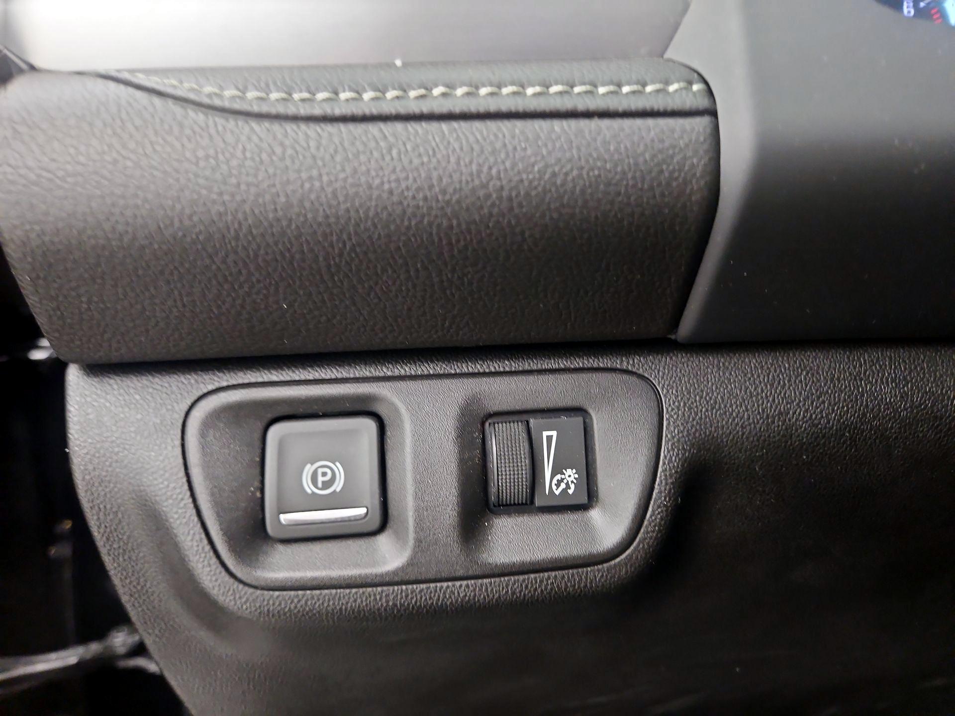Thumbnail: 2022 GMC Acadia - 13