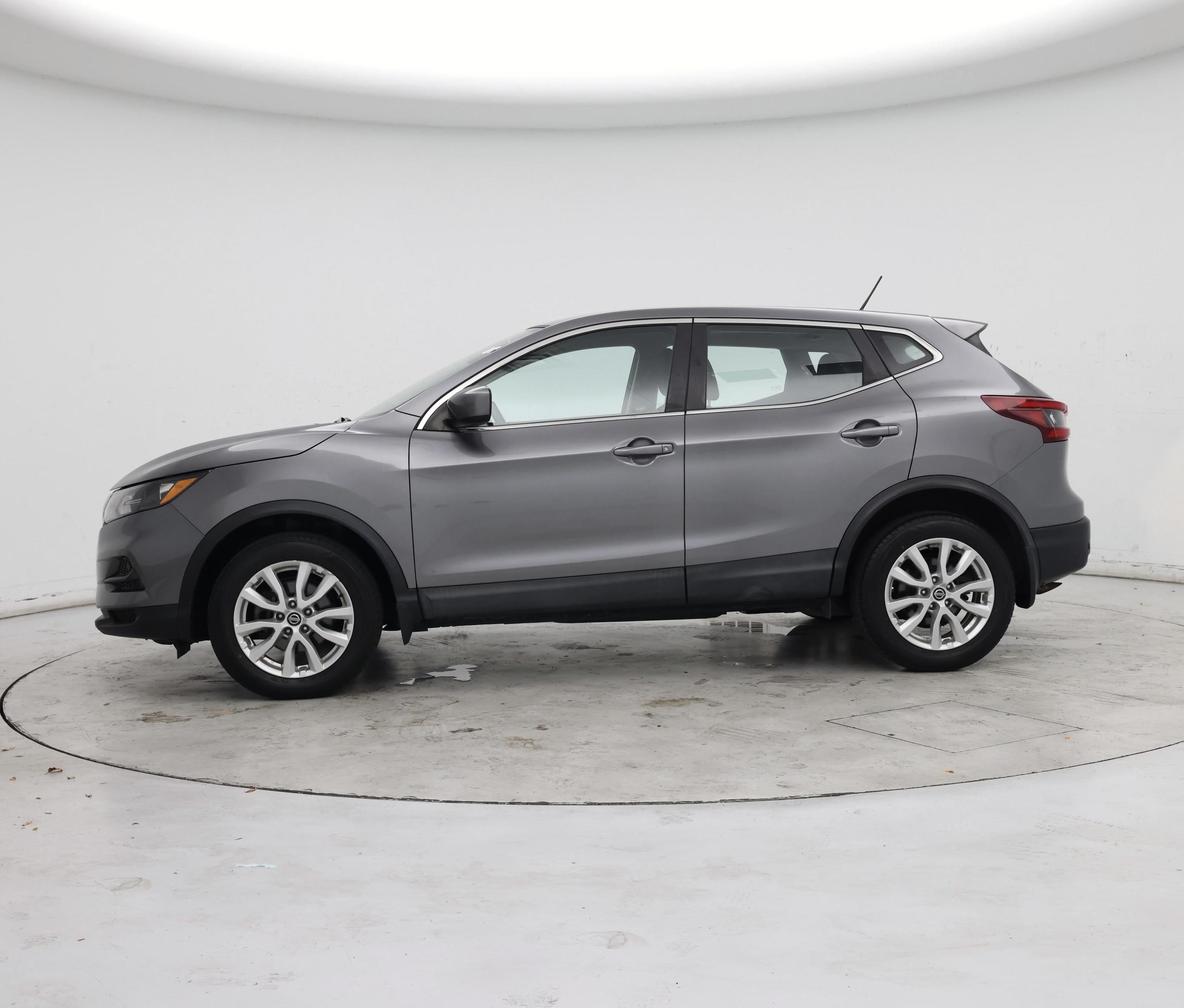 Thumbnail: 2020 Nissan Rogue Sport - 3