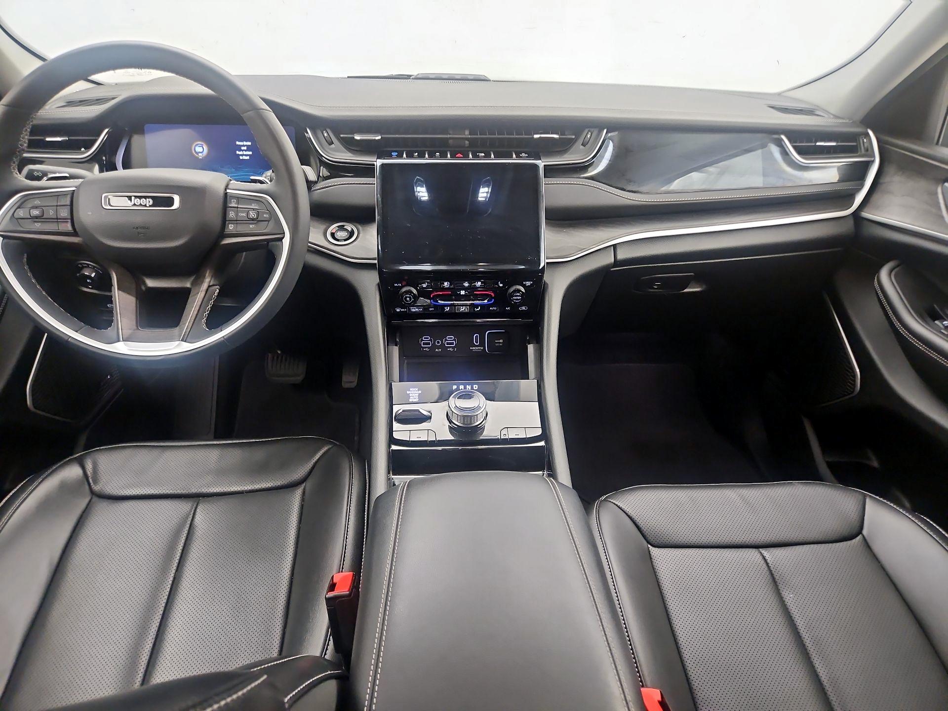Thumbnail: 2023 Jeep Grand Cherokee - 9