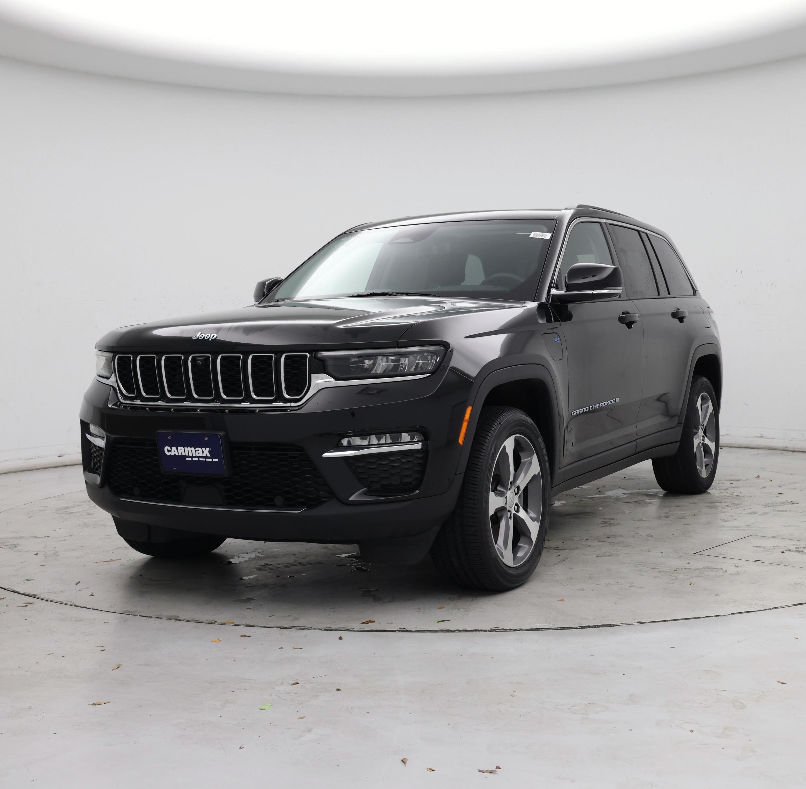 Thumbnail: 2023 Jeep Grand Cherokee - 4