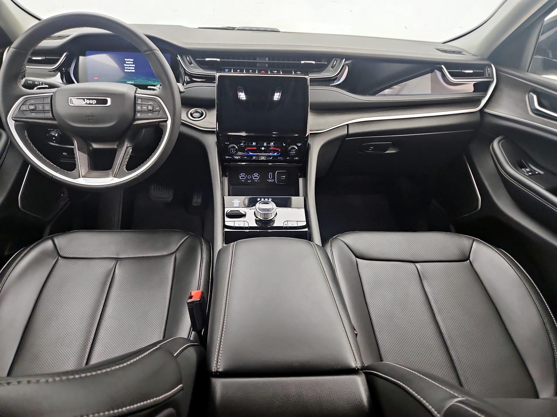 Thumbnail: 2023 Jeep Grand Cherokee - 9