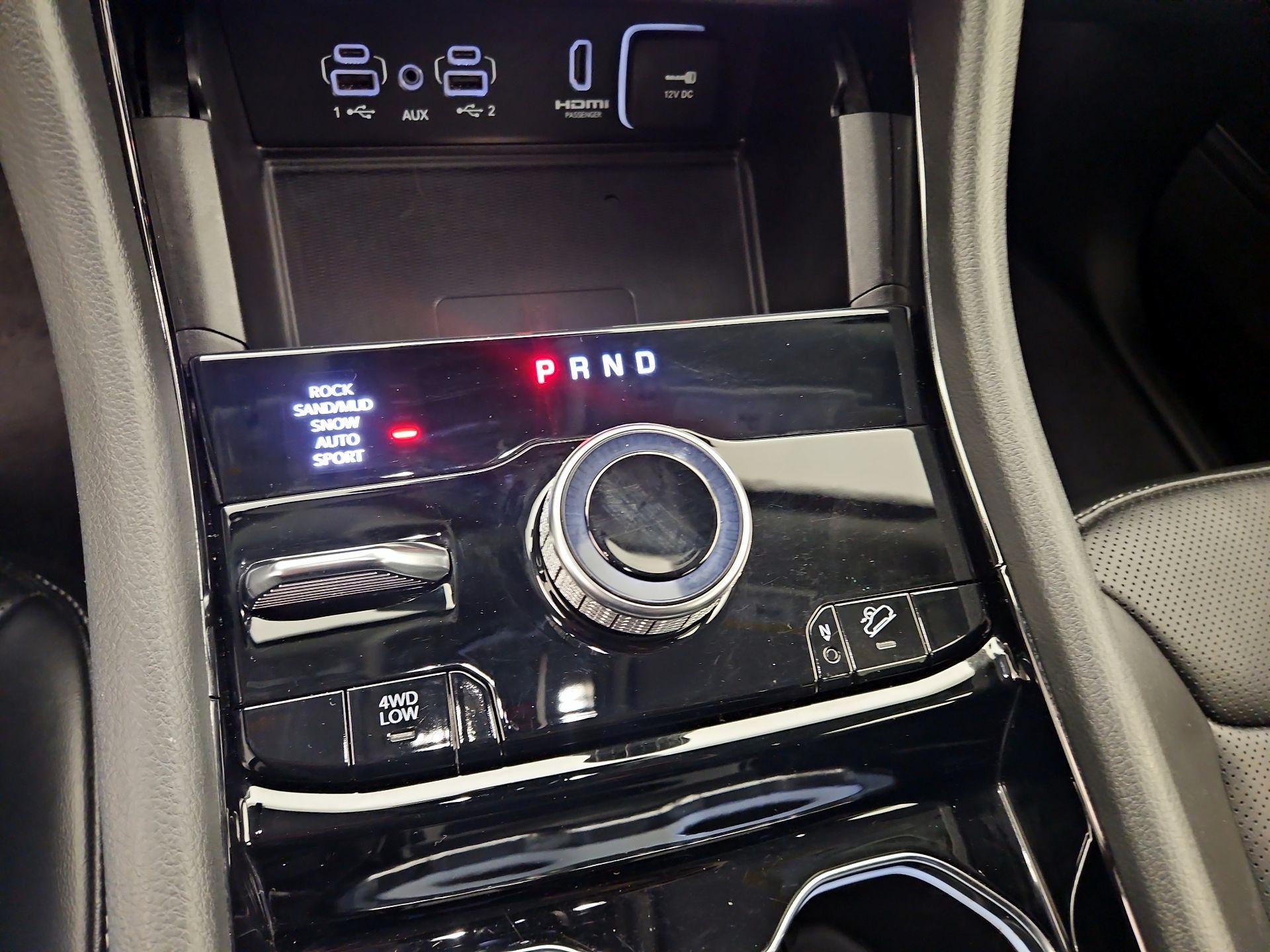 Thumbnail: 2023 Jeep Grand Cherokee - 18