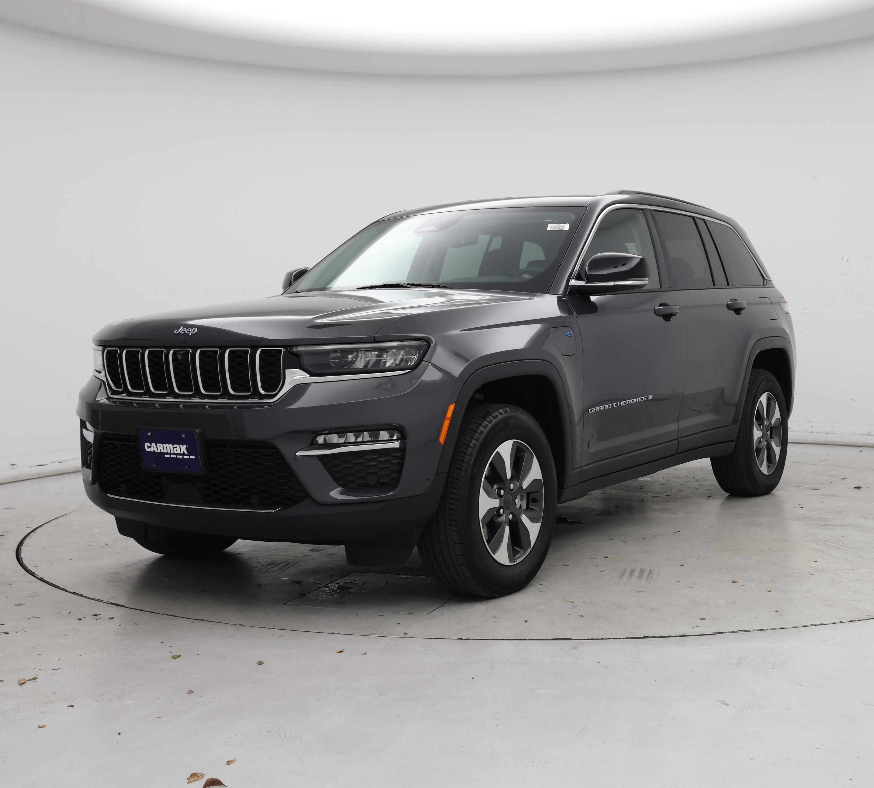 Thumbnail: 2023 Jeep Grand Cherokee - 4