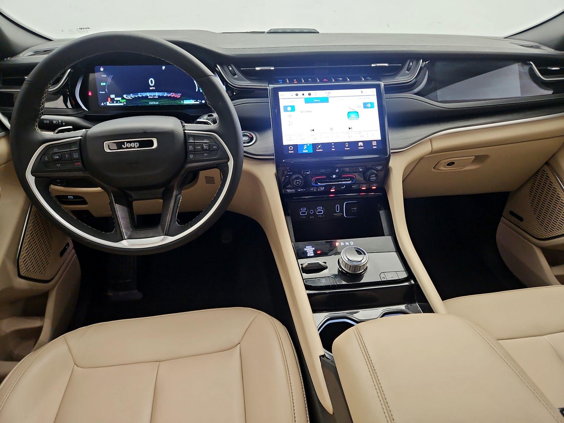 Thumbnail: 2023 Jeep Grand Cherokee - 9