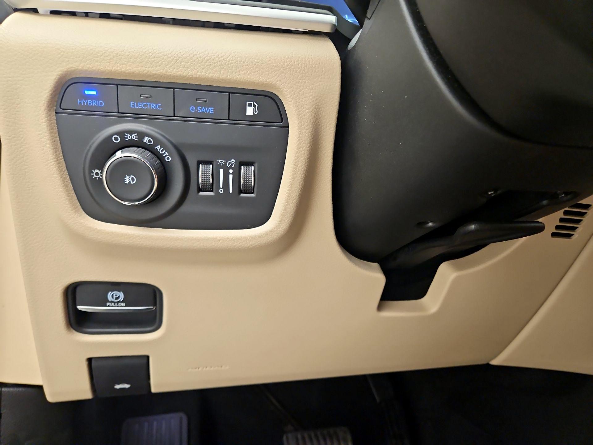 Thumbnail: 2023 Jeep Grand Cherokee - 13