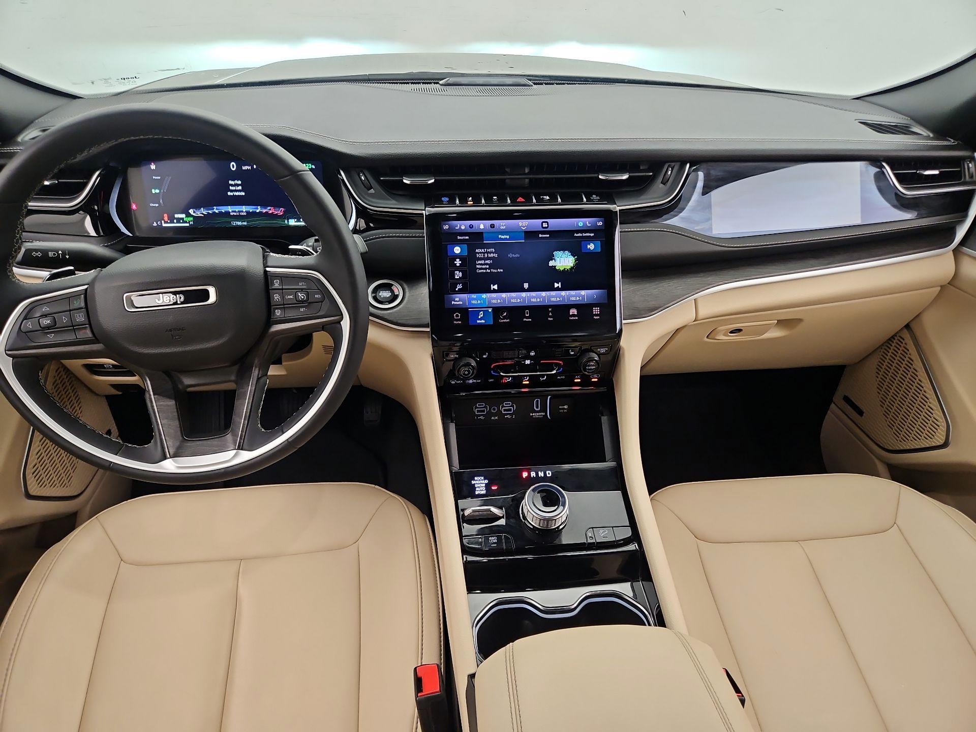 Thumbnail: 2023 Jeep Grand Cherokee - 9