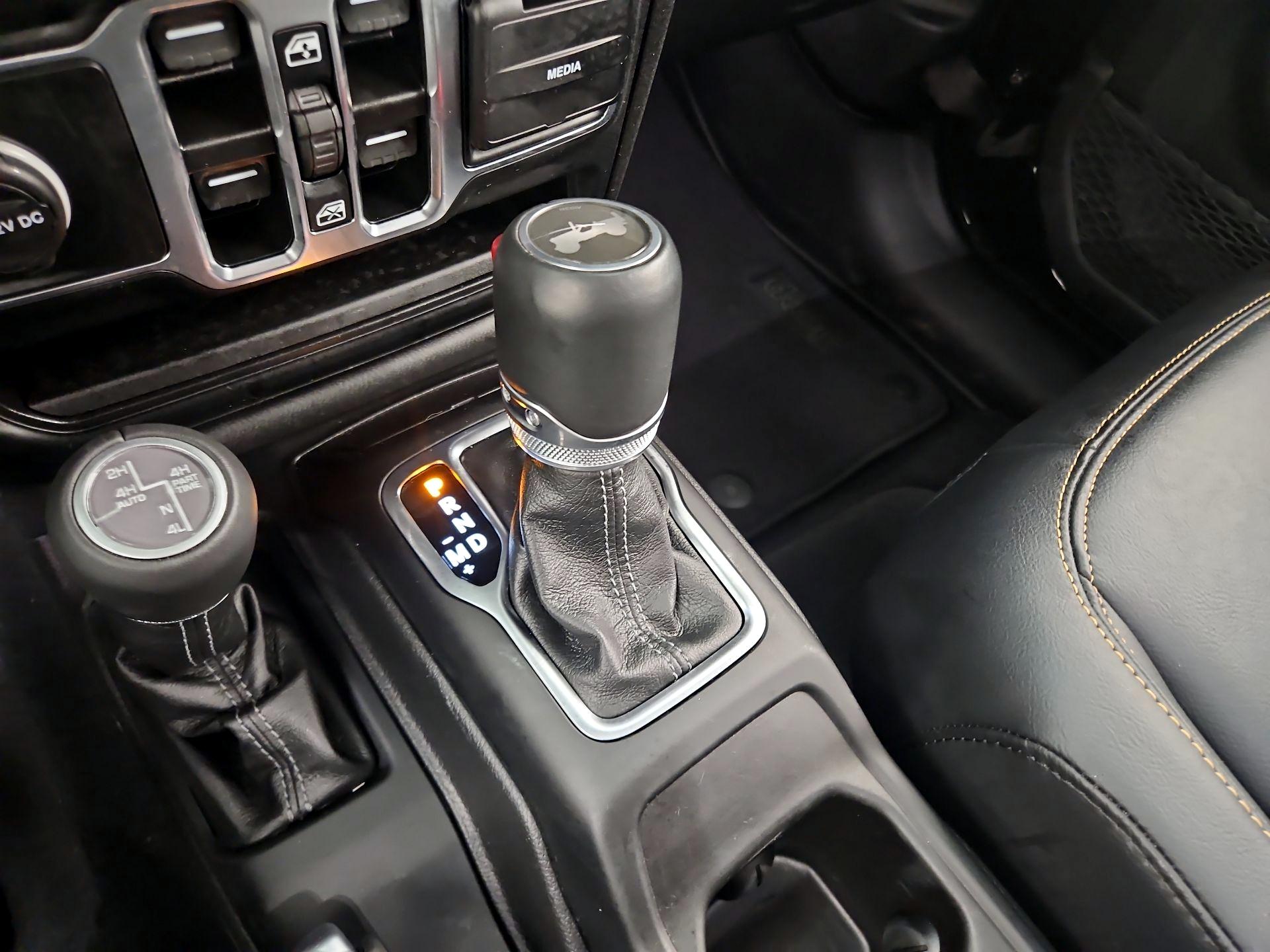 Thumbnail: 2024 Jeep Wrangler - 17