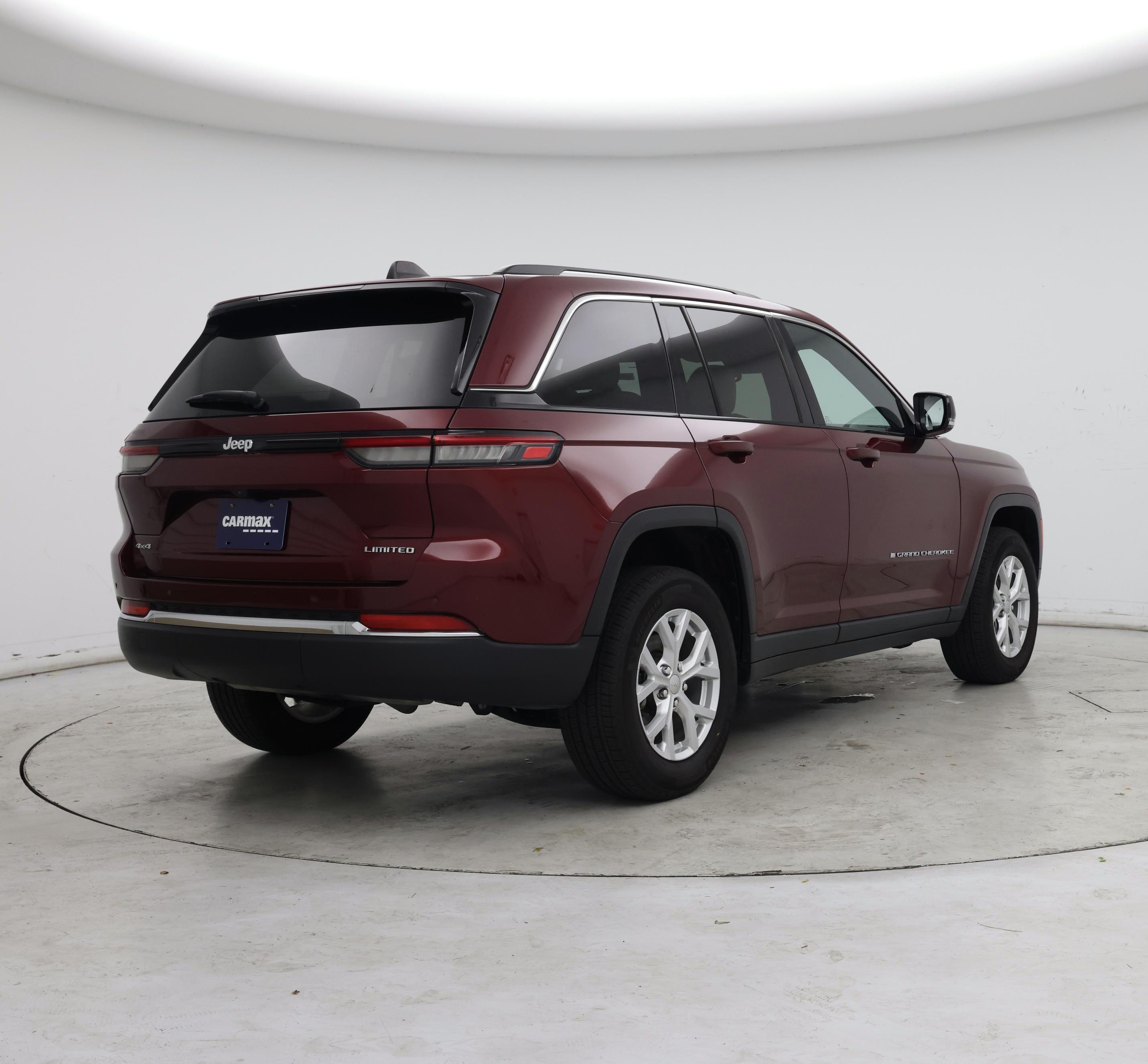 Thumbnail: 2023 Jeep Grand Cherokee - 8