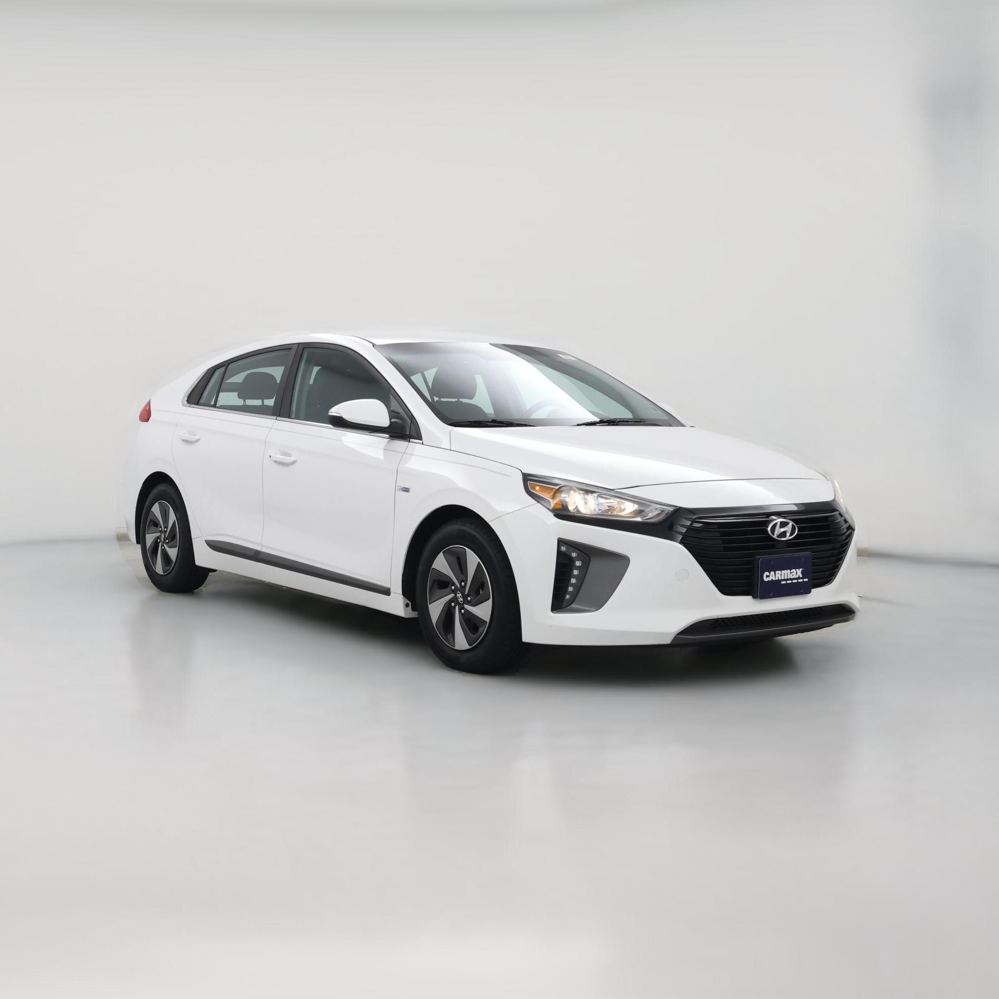 Thumbnail: 2017 Hyundai Ioniq - 1