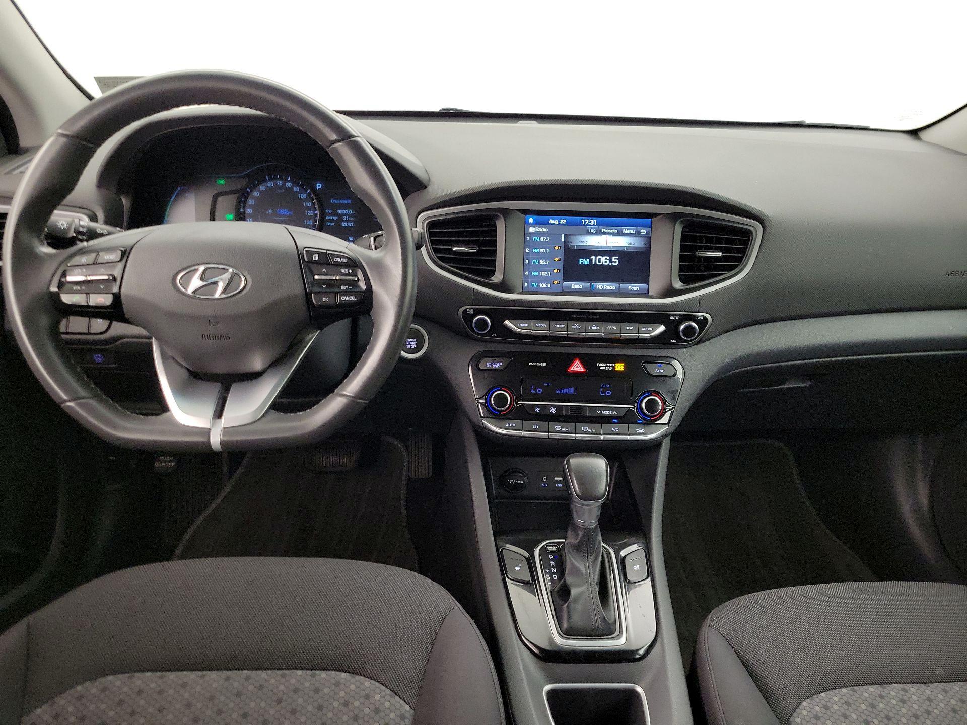 Thumbnail: 2017 Hyundai Ioniq - 9