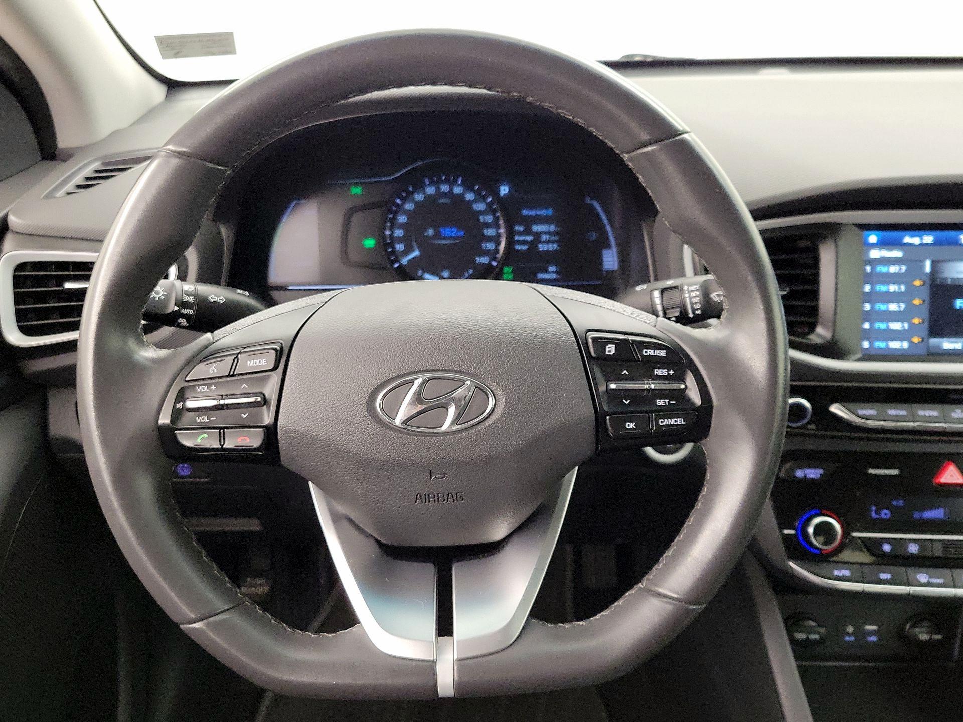 Thumbnail: 2017 Hyundai Ioniq - 10