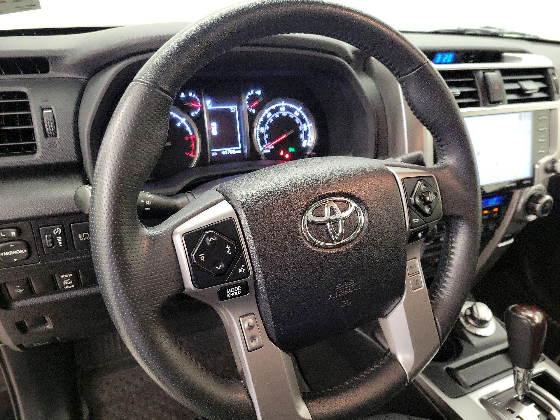 Thumbnail: 2020 Toyota 4Runner - 10