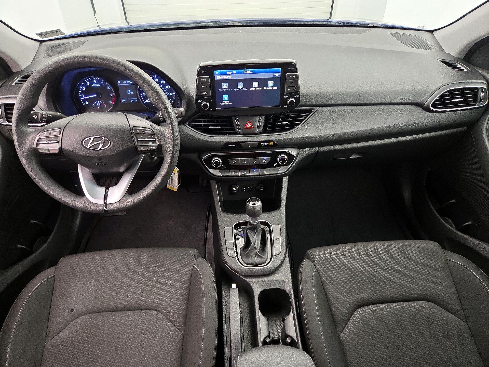 Thumbnail: 2020 Hyundai Elantra - 9