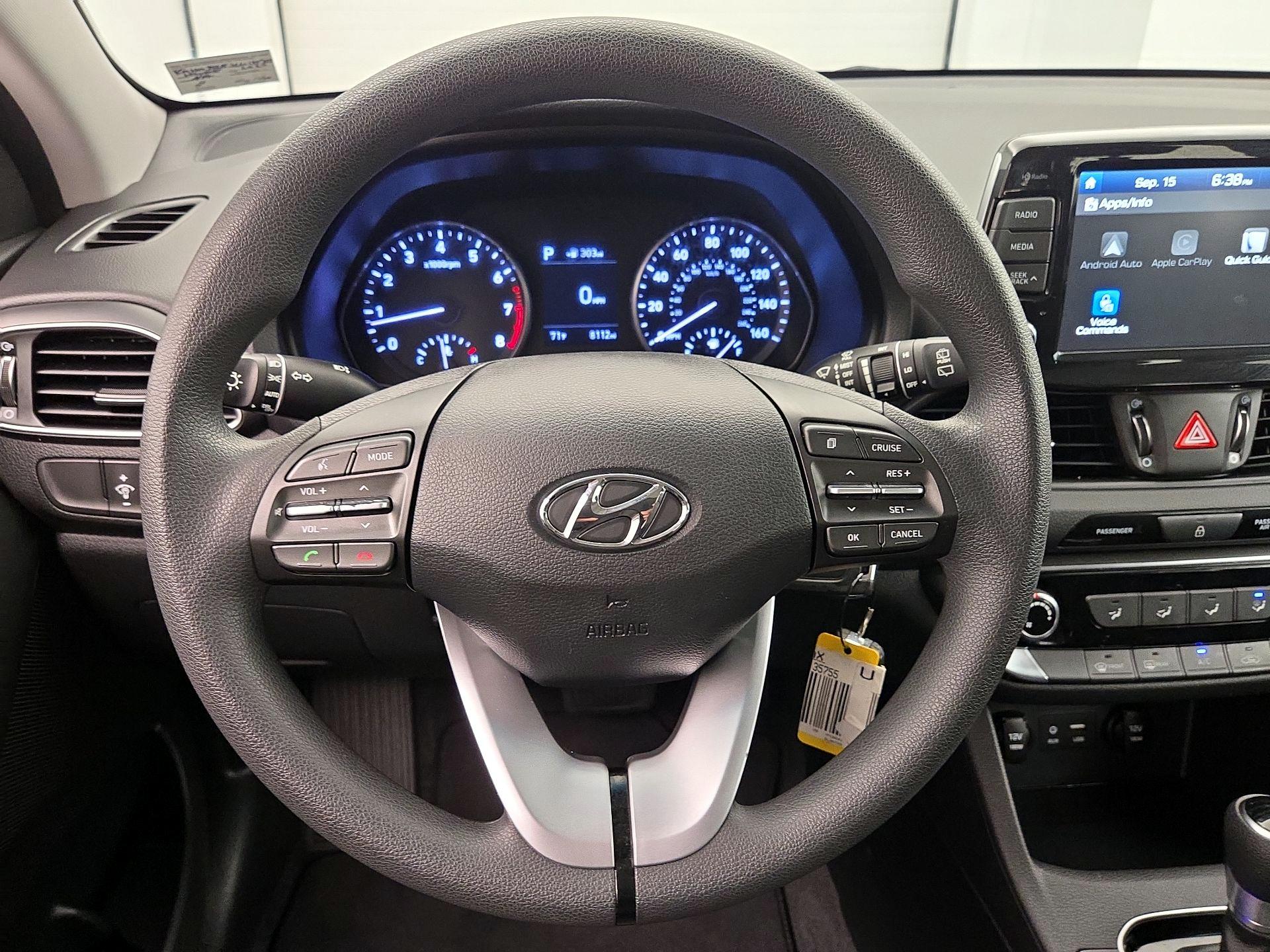 Thumbnail: 2020 Hyundai Elantra - 10