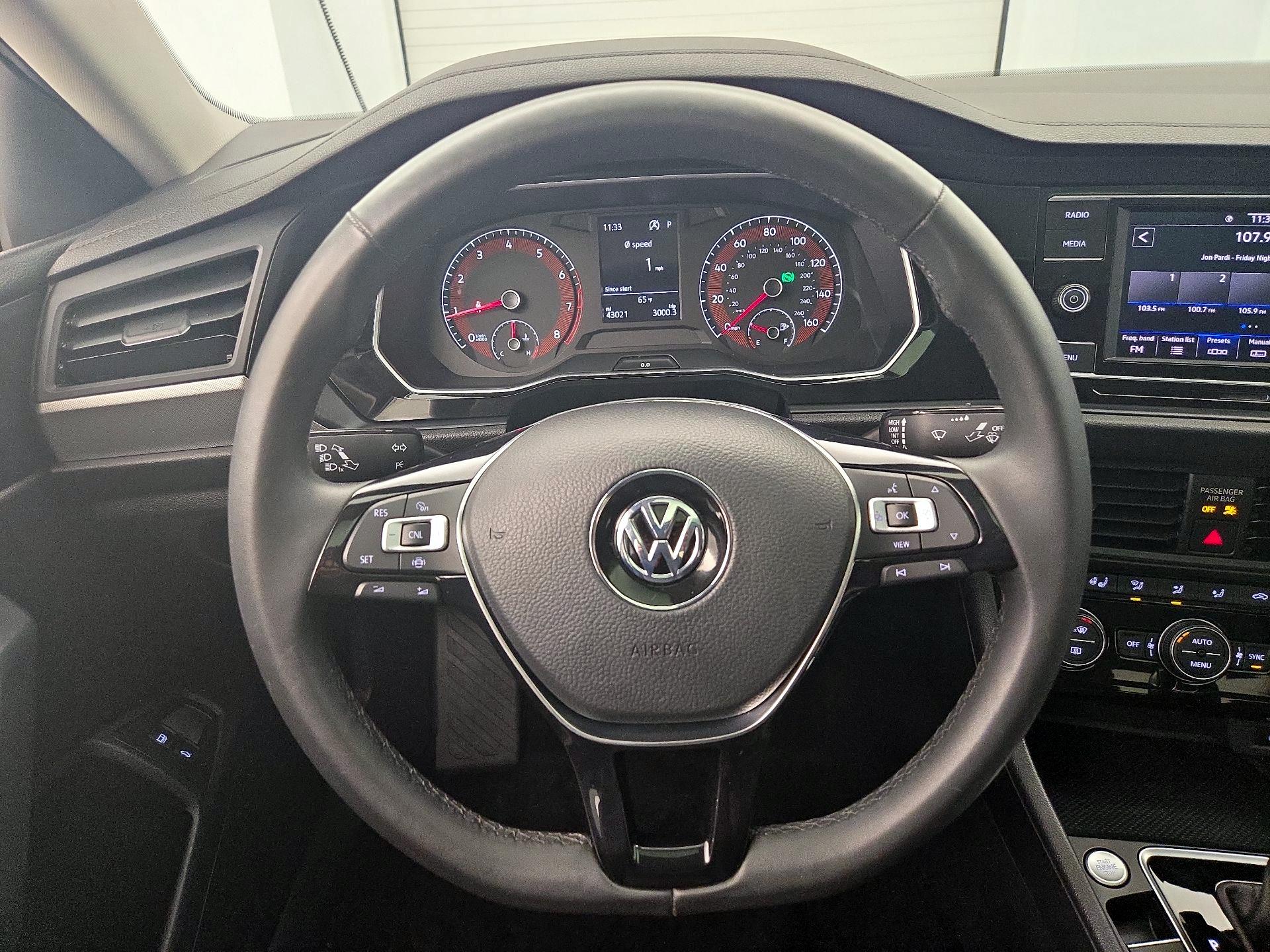 Thumbnail: 2020 Volkswagen Jetta - 10