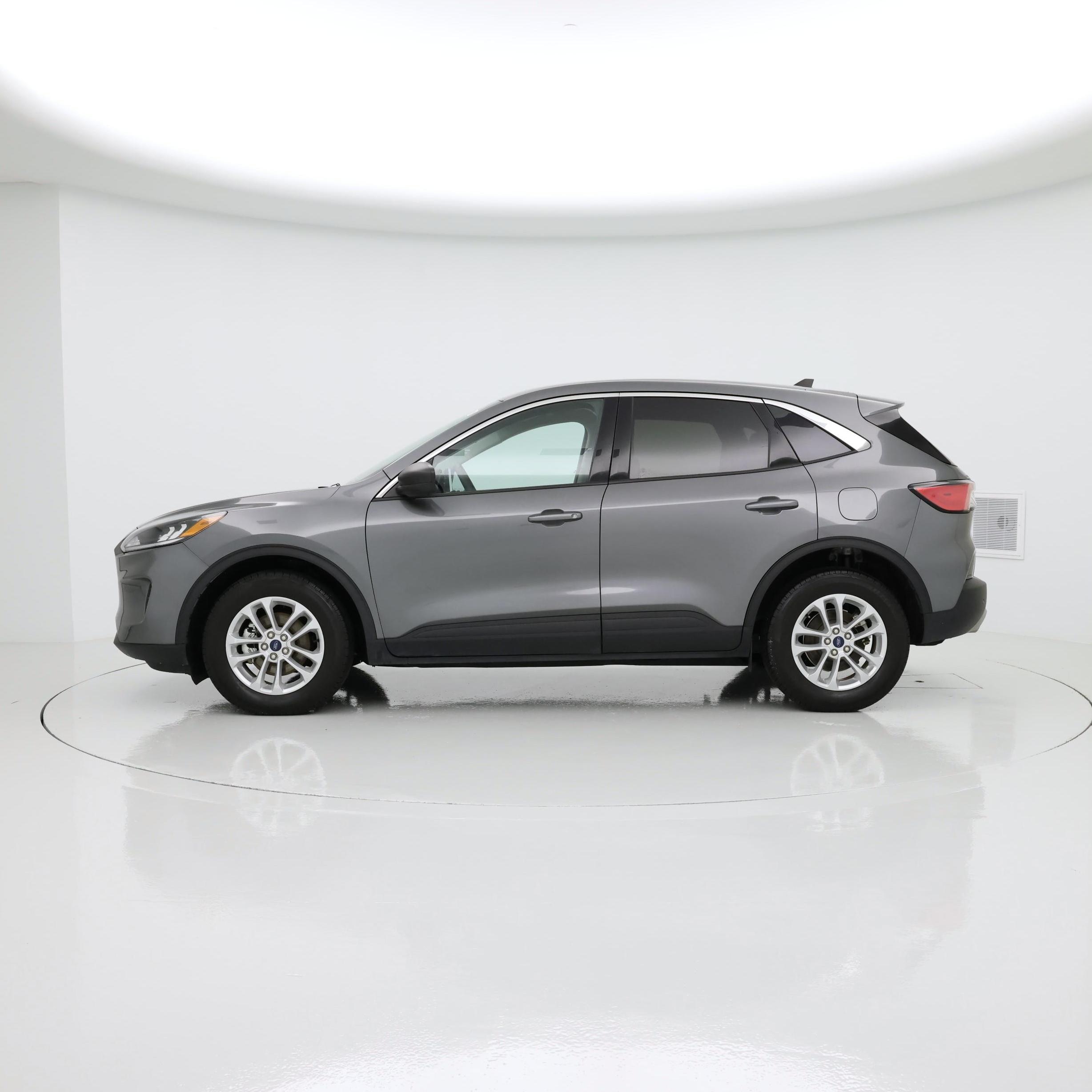 Thumbnail: 2022 Ford Escape - 3