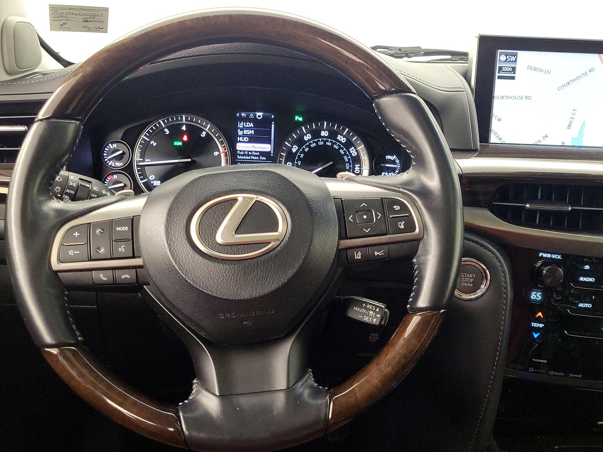 Thumbnail: 2018 Lexus LX - 10
