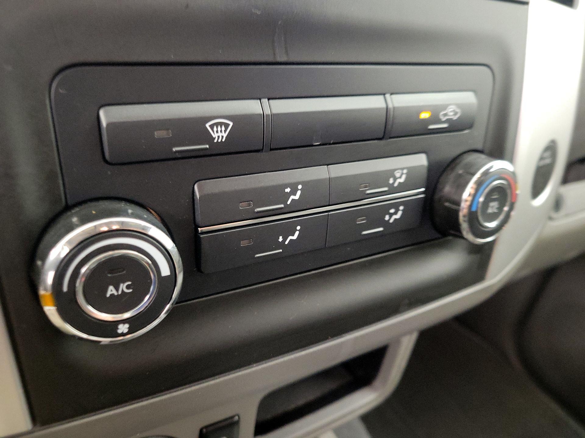 Thumbnail: 2019 Nissan Frontier - 16