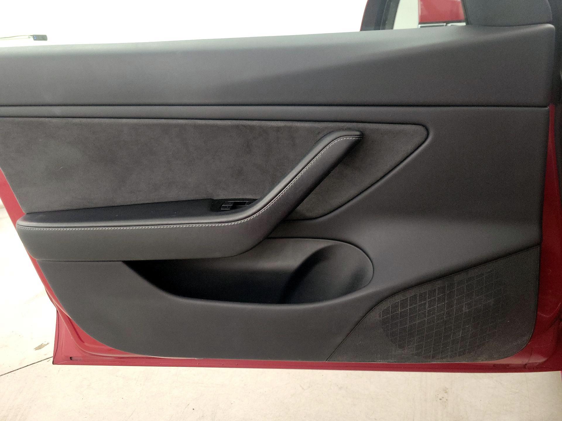 Thumbnail: 2019 Tesla Model 3 - 12
