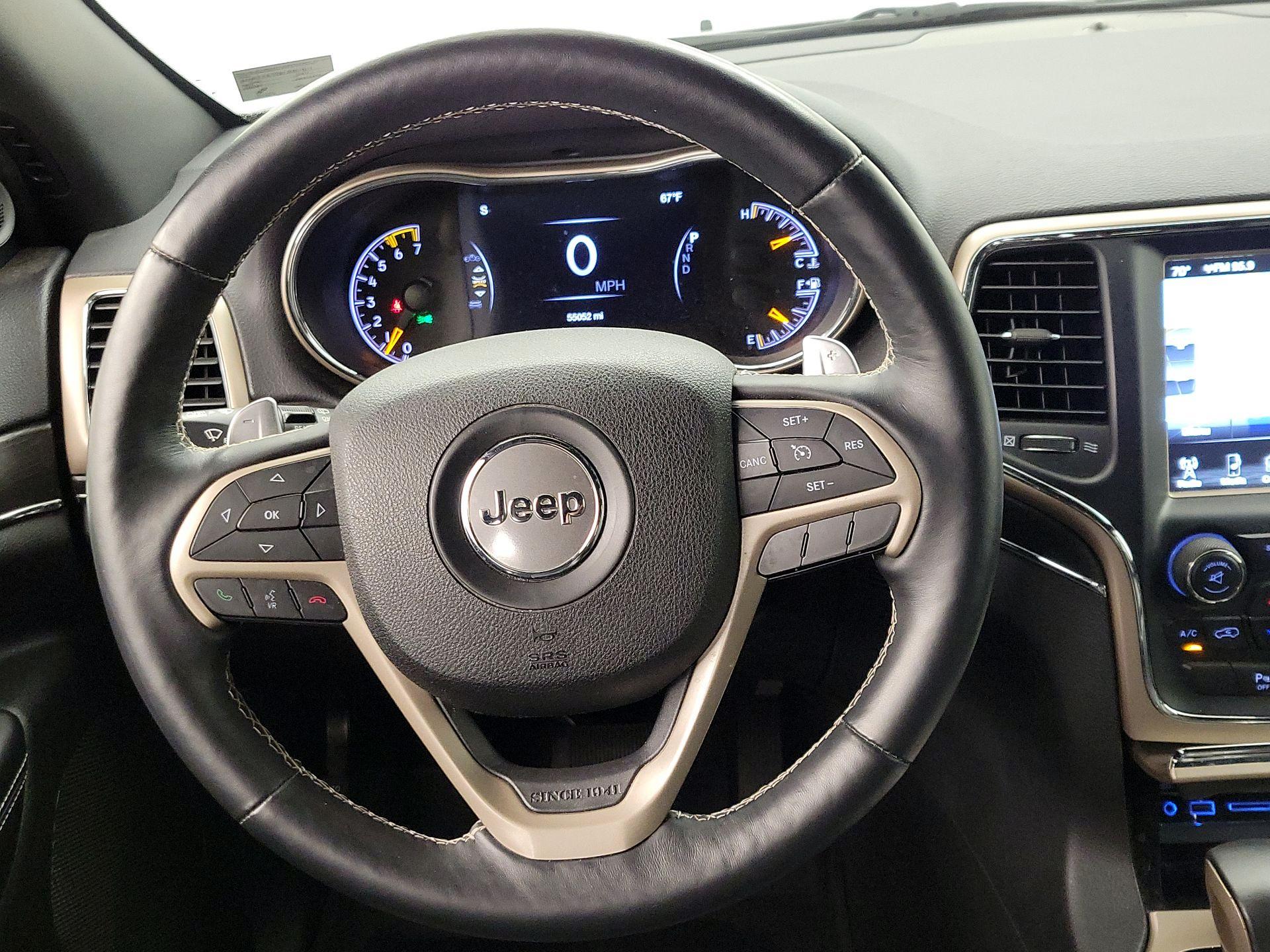 Thumbnail: 2017 Jeep Grand Cherokee - 10