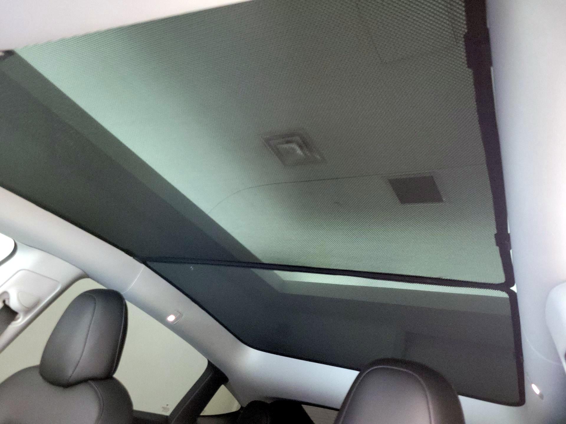 Thumbnail: 2022 Tesla Model Y - 19
