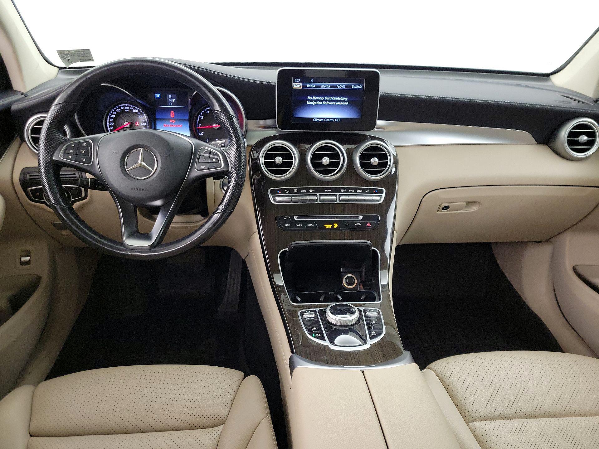 Thumbnail: 2019 Mercedes-Benz GLC - 9