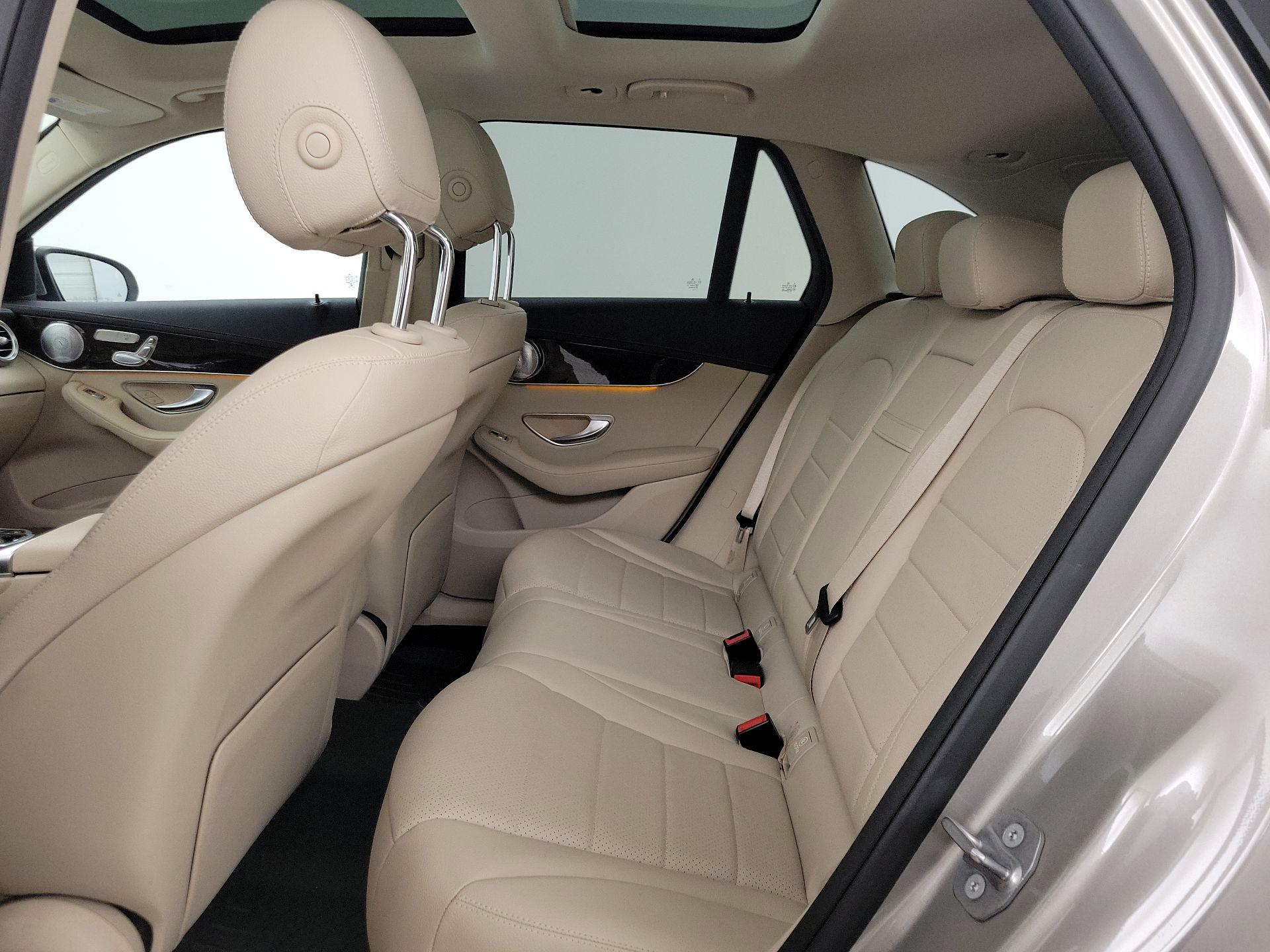 Thumbnail: 2019 Mercedes-Benz GLC - 20