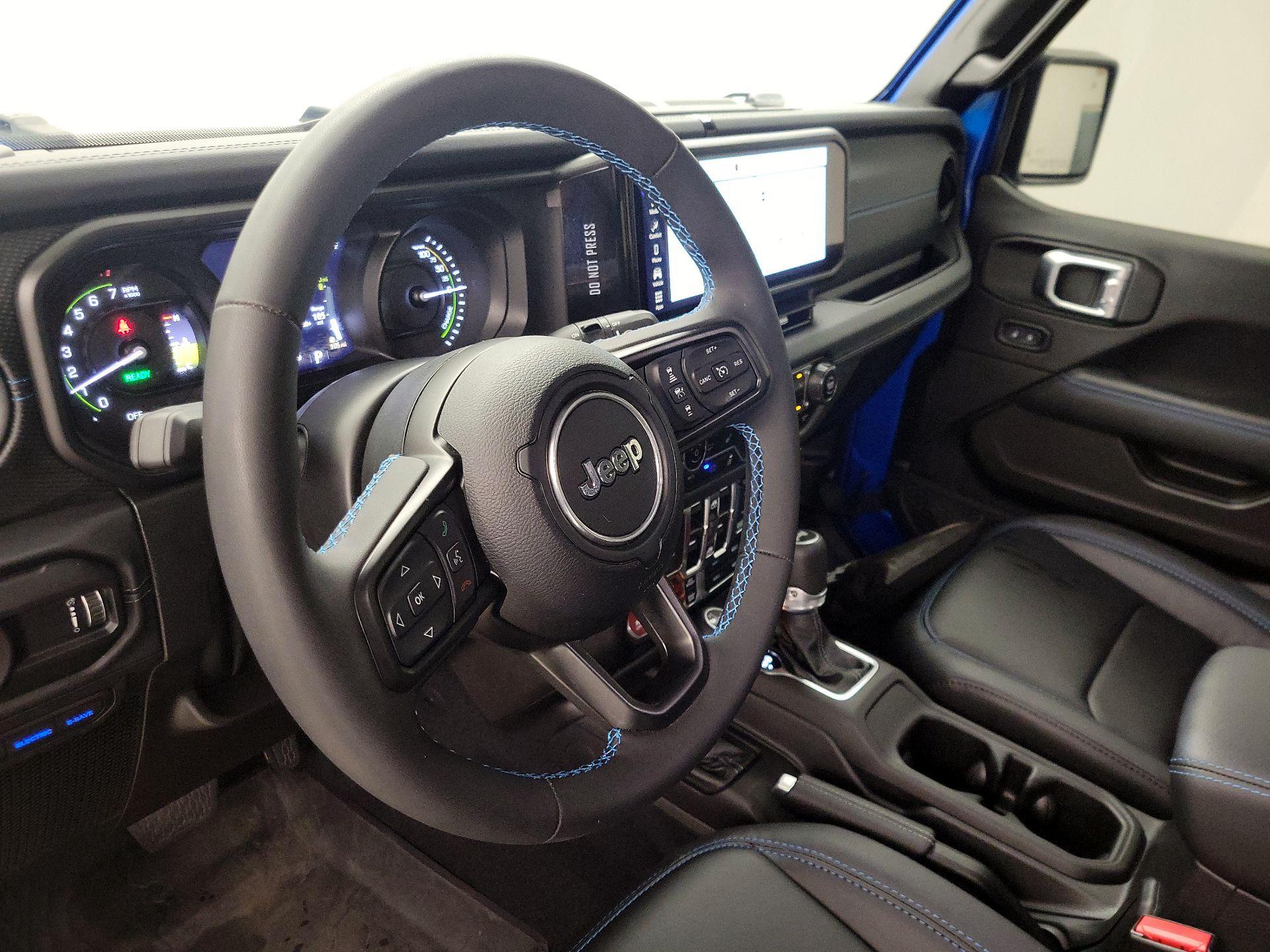 Thumbnail: 2024 Jeep Wrangler - 9