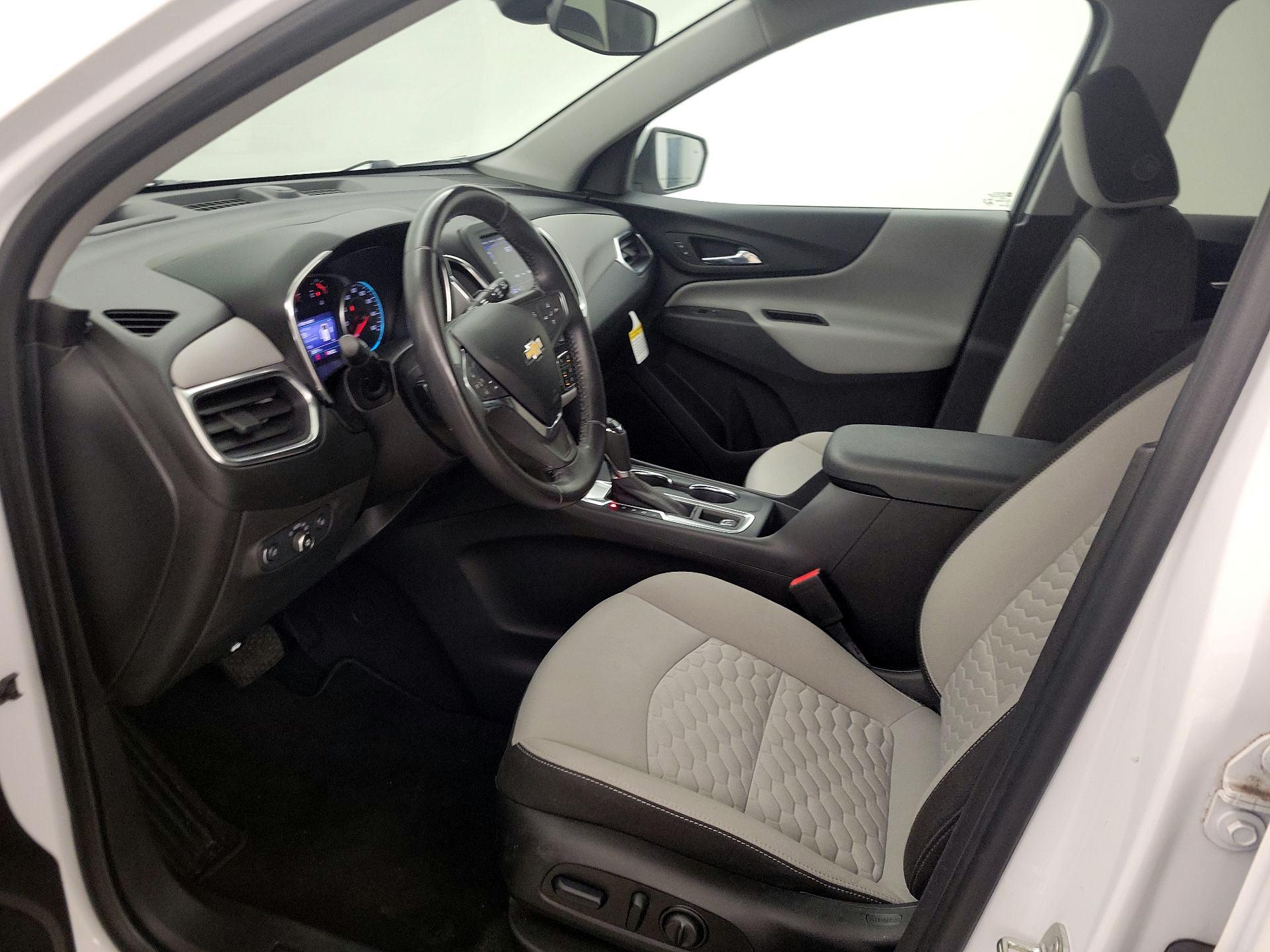 Thumbnail: 2021 Chevrolet Equinox - 11