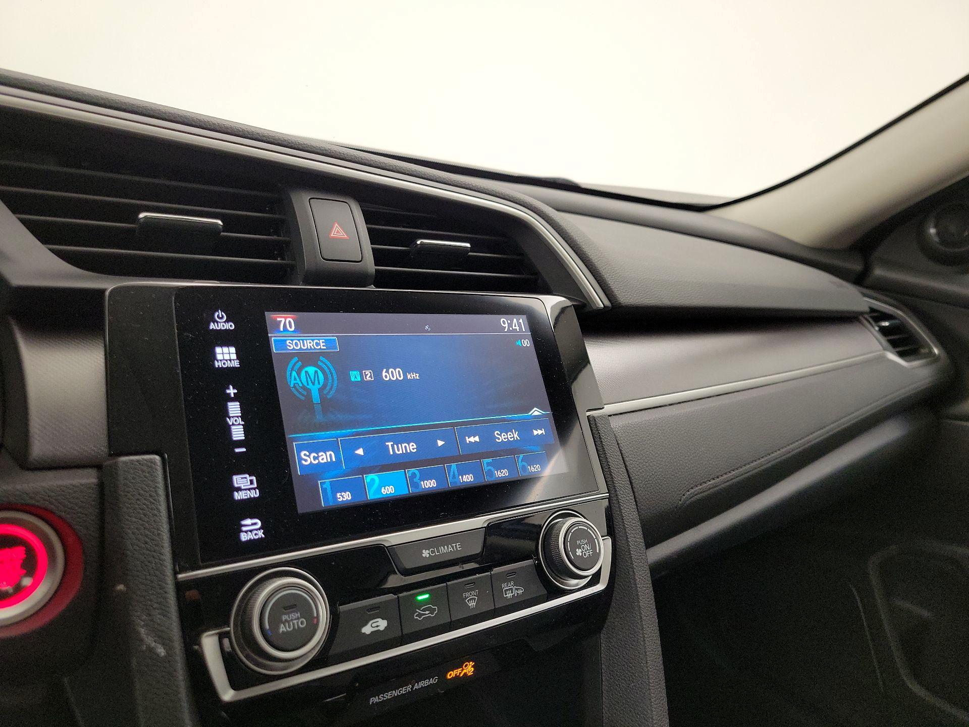 Thumbnail: 2016 Honda Civic - 15