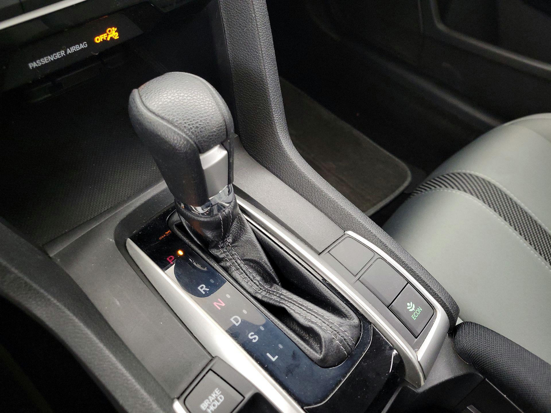 Thumbnail: 2016 Honda Civic - 17