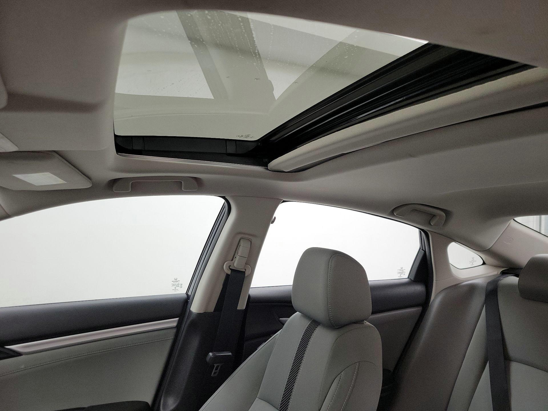 Thumbnail: 2016 Honda Civic - 19