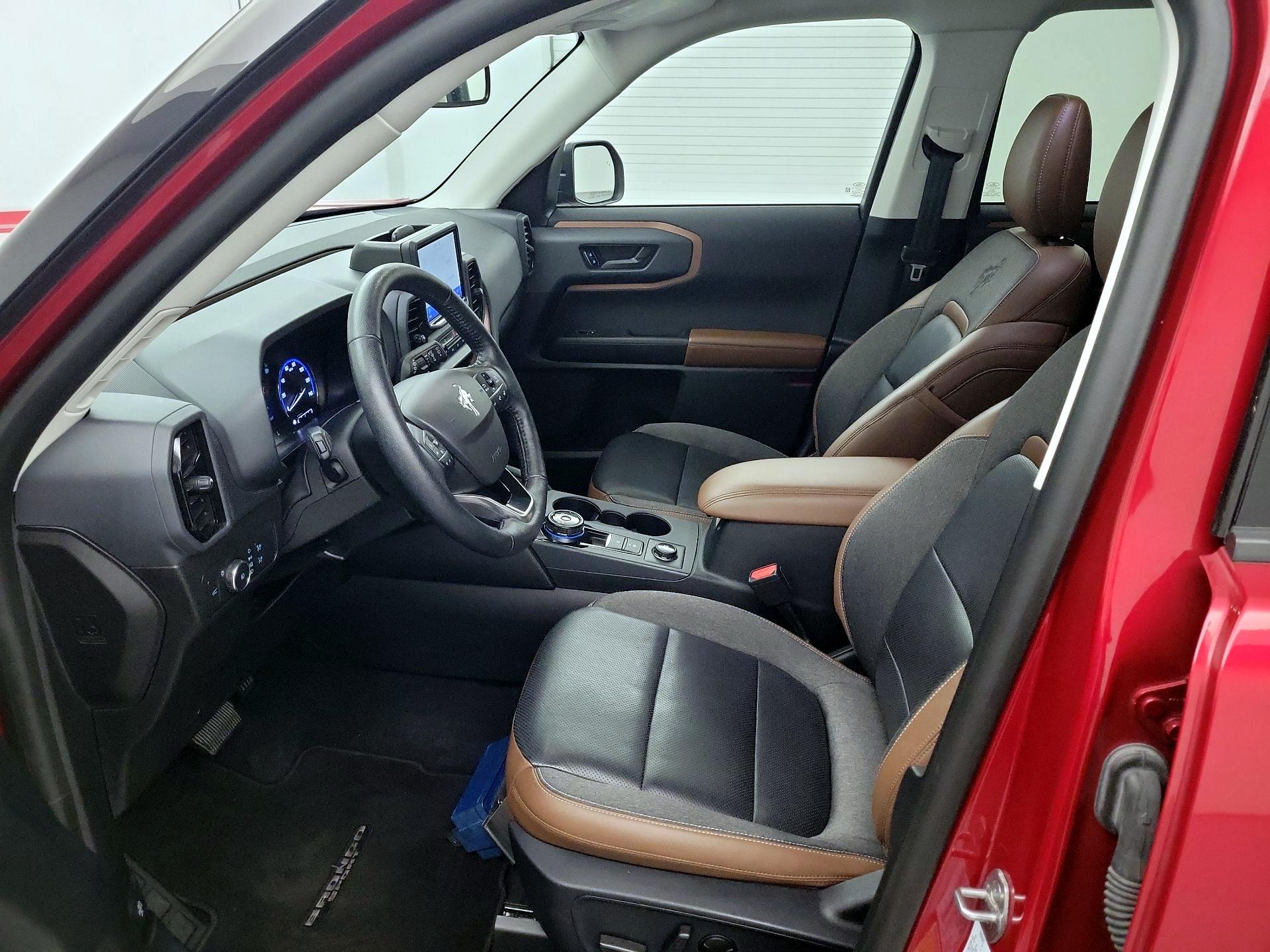 Thumbnail: 2021 Ford Bronco Sport - 11