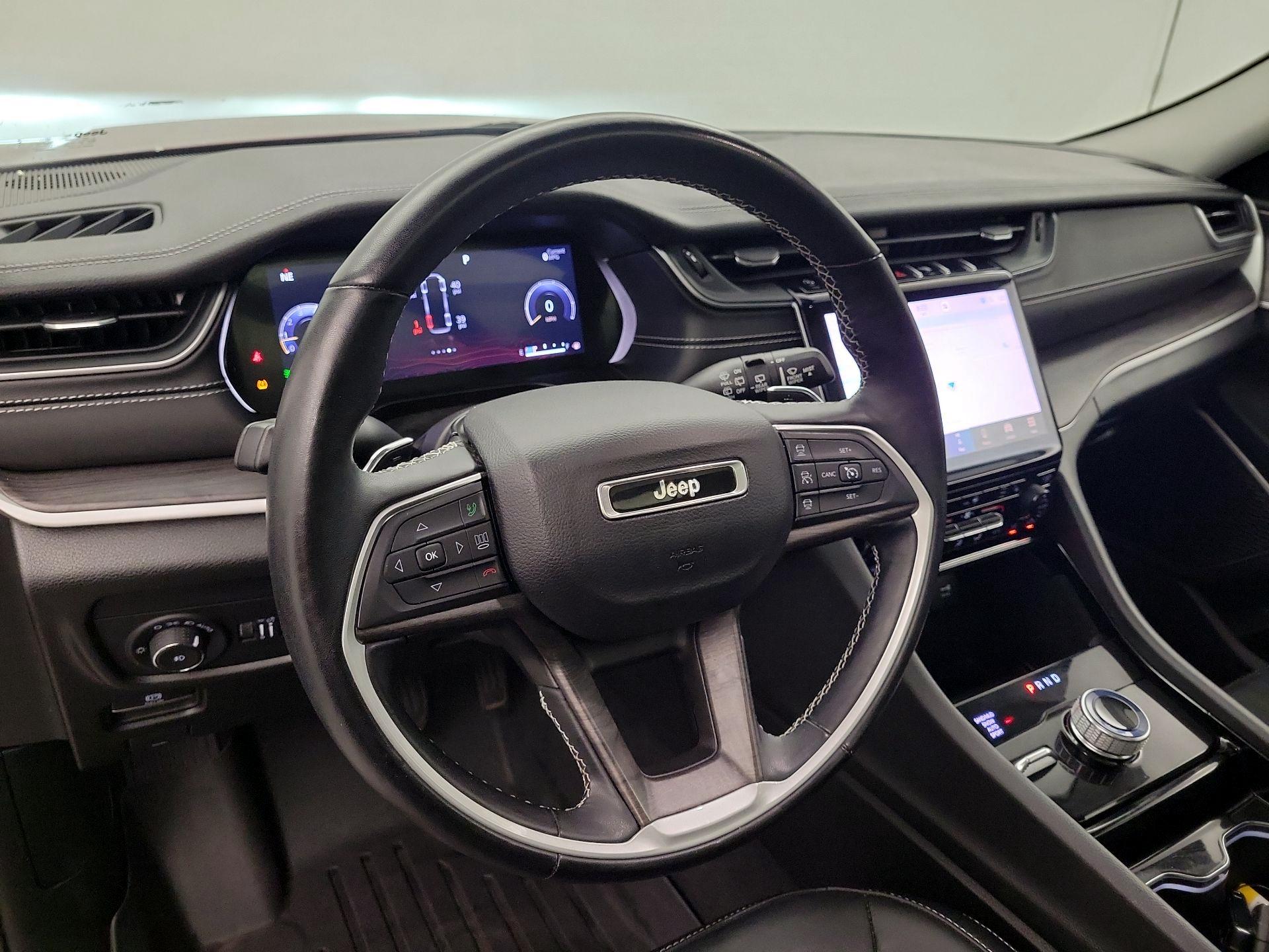 Thumbnail: 2022 Jeep Grand Cherokee L - 9