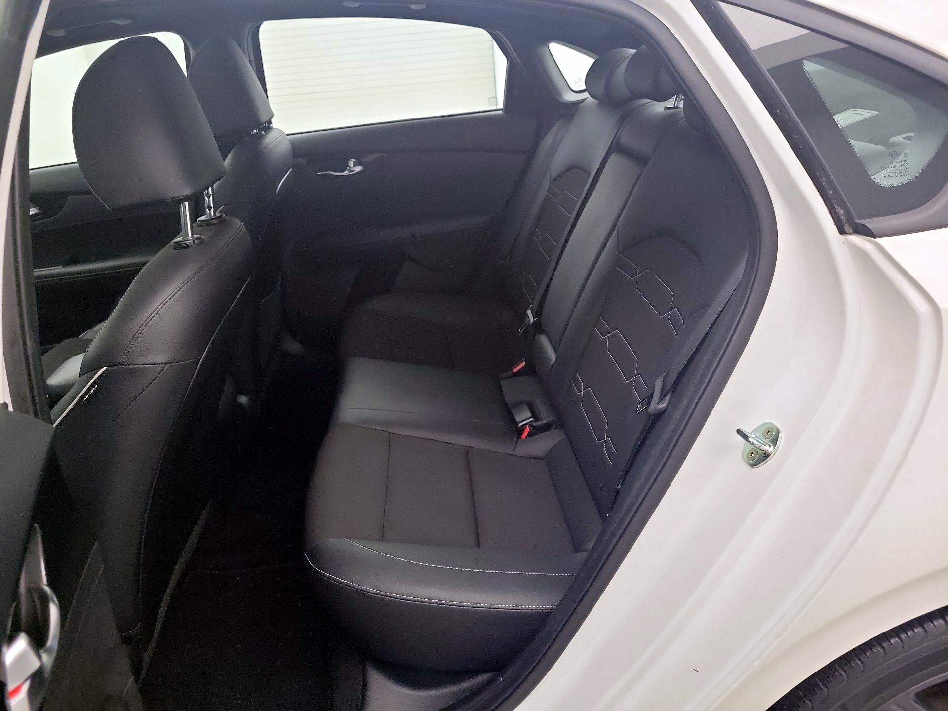 Thumbnail: 2021 Kia Forte - 20