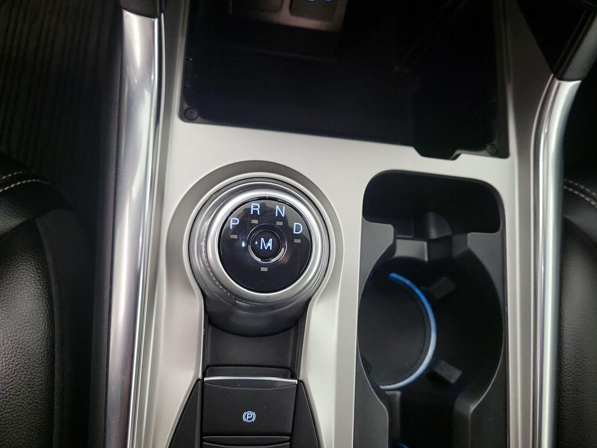 Thumbnail: 2020 Ford Explorer - 18