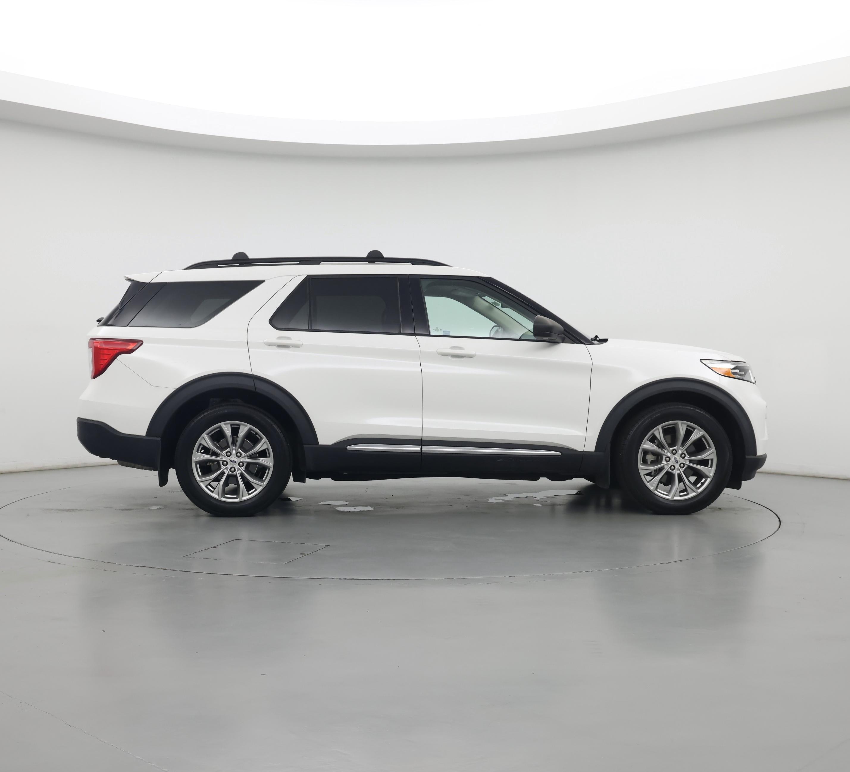 Thumbnail: 2020 Ford Explorer - 7