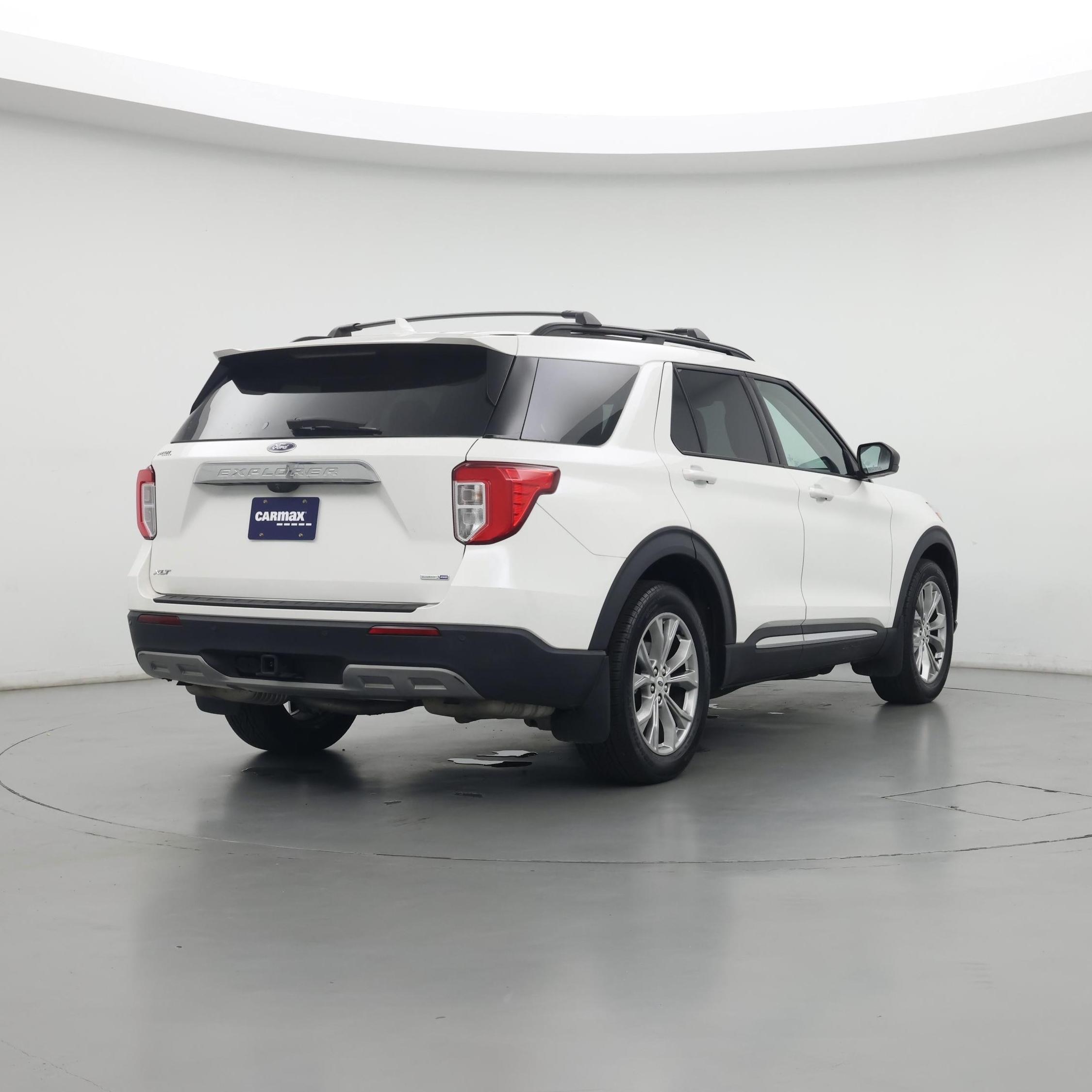 Thumbnail: 2020 Ford Explorer - 8