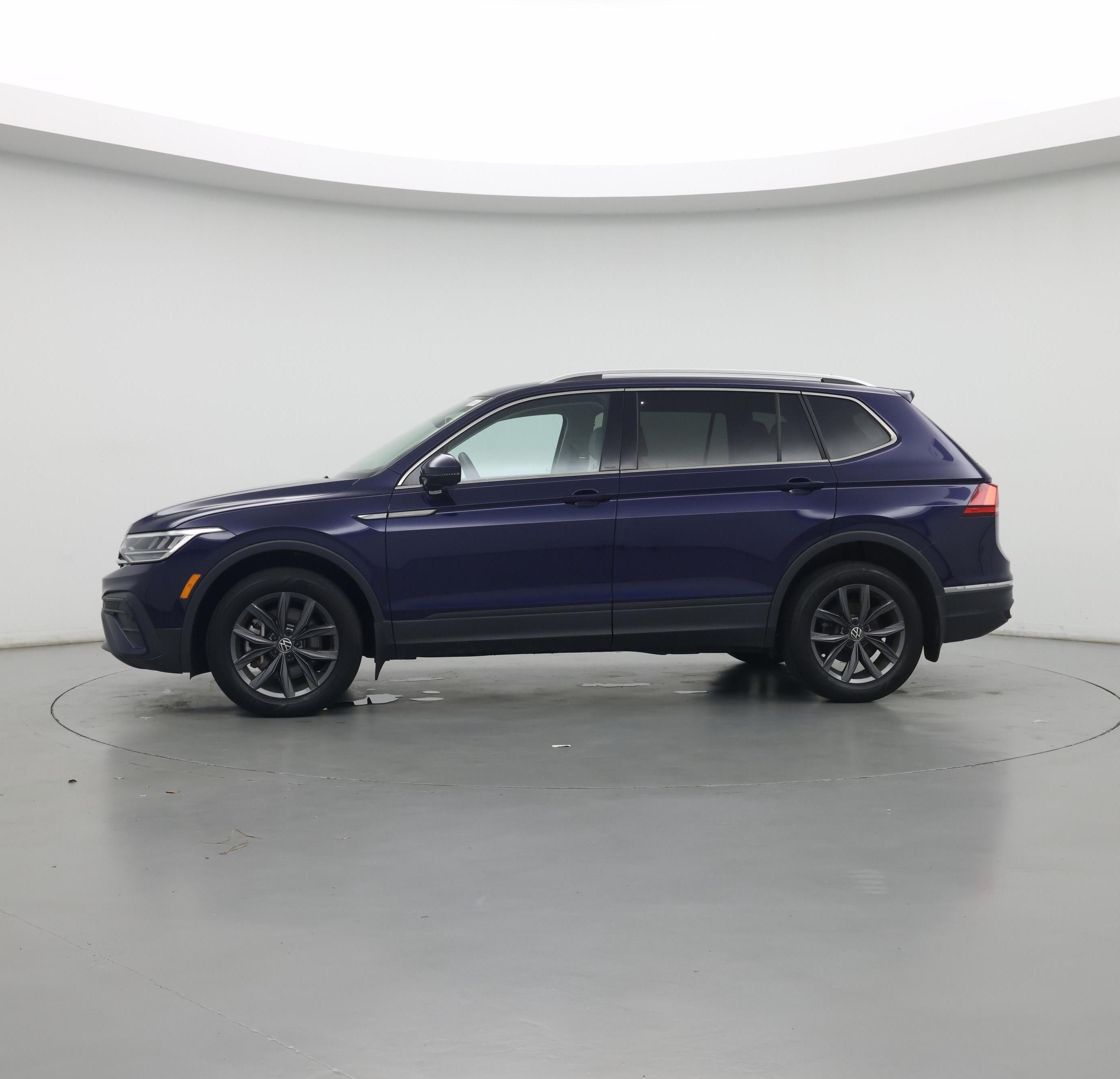 Thumbnail: 2022 Volkswagen Tiguan - 6