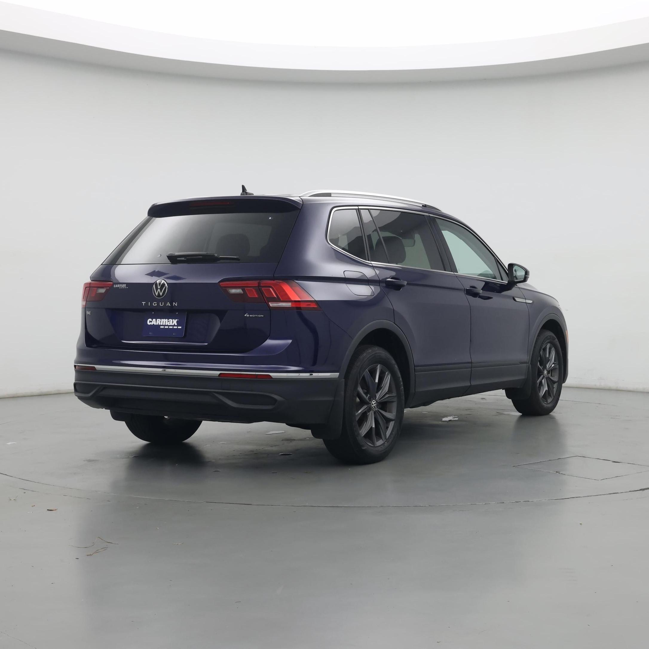 Thumbnail: 2022 Volkswagen Tiguan - 8