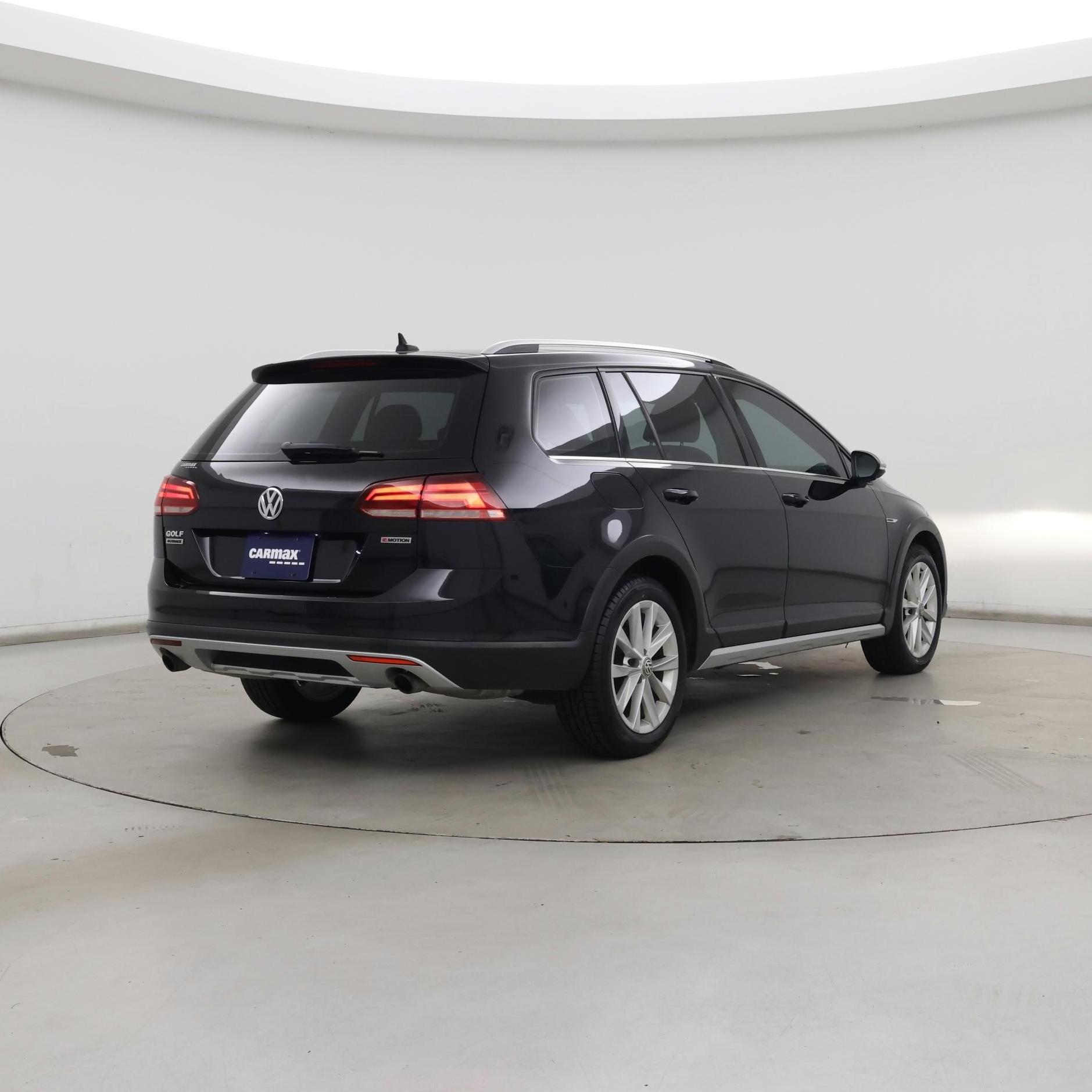 Thumbnail: 2019 Volkswagen Golf - 8