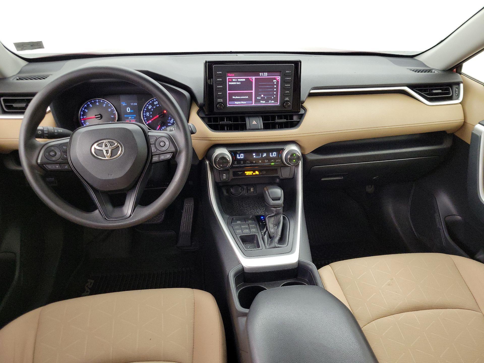 Thumbnail: 2019 Toyota RAV4 - 9