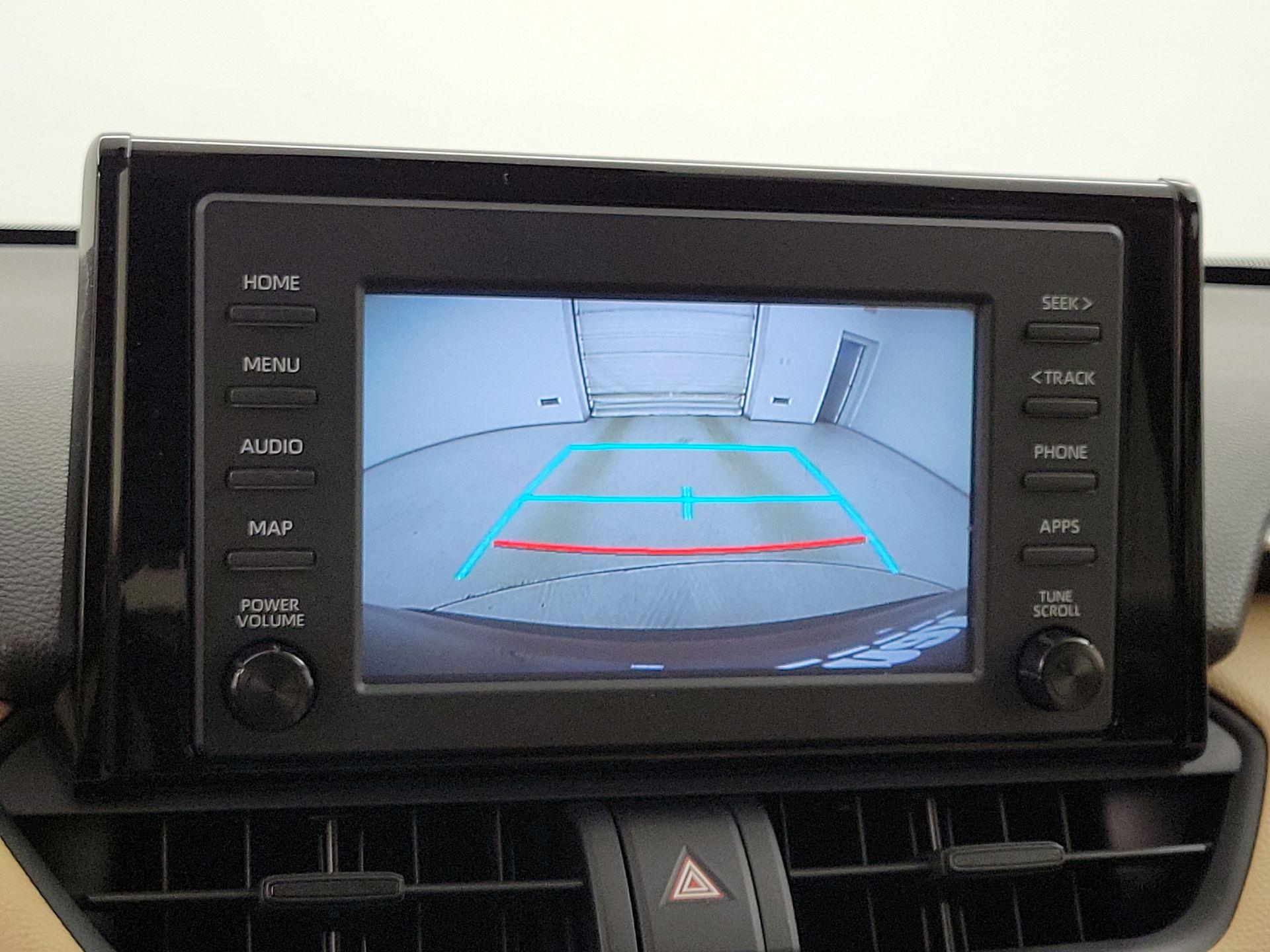 Thumbnail: 2019 Toyota RAV4 - 14