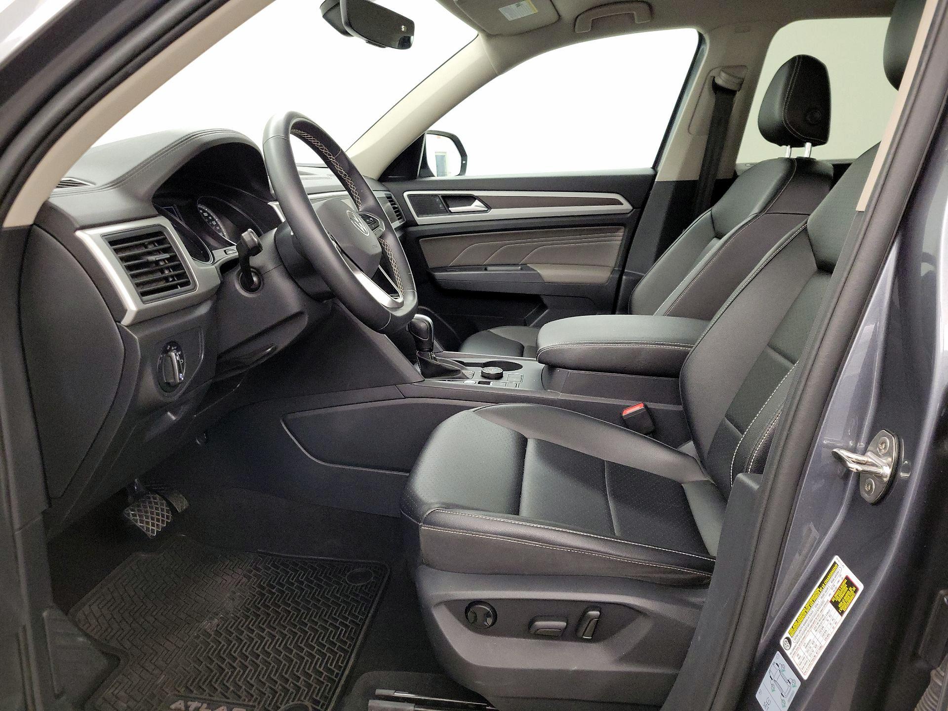 Thumbnail: 2021 Volkswagen Atlas - 11