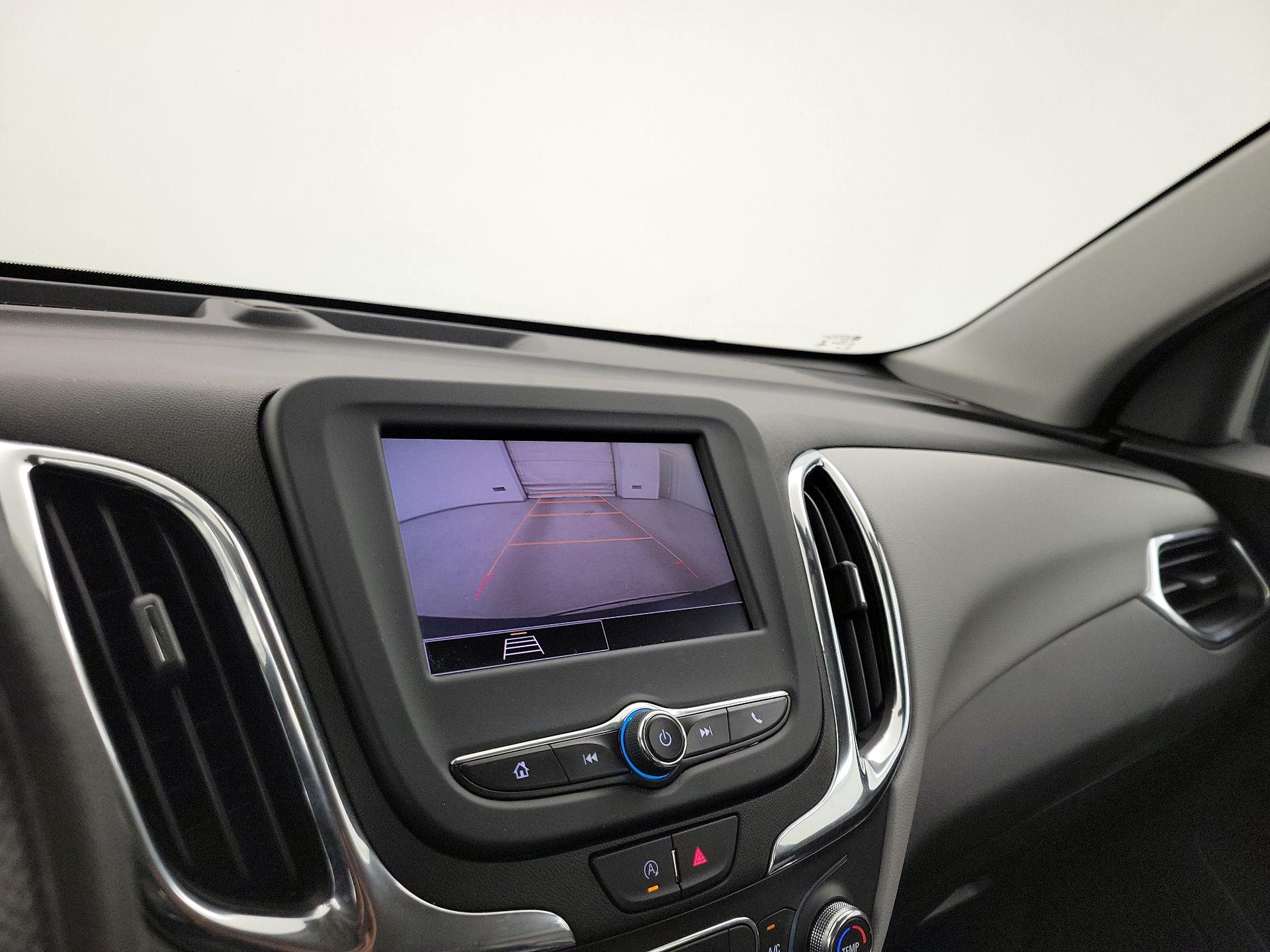 Thumbnail: 2022 Chevrolet Equinox - 14